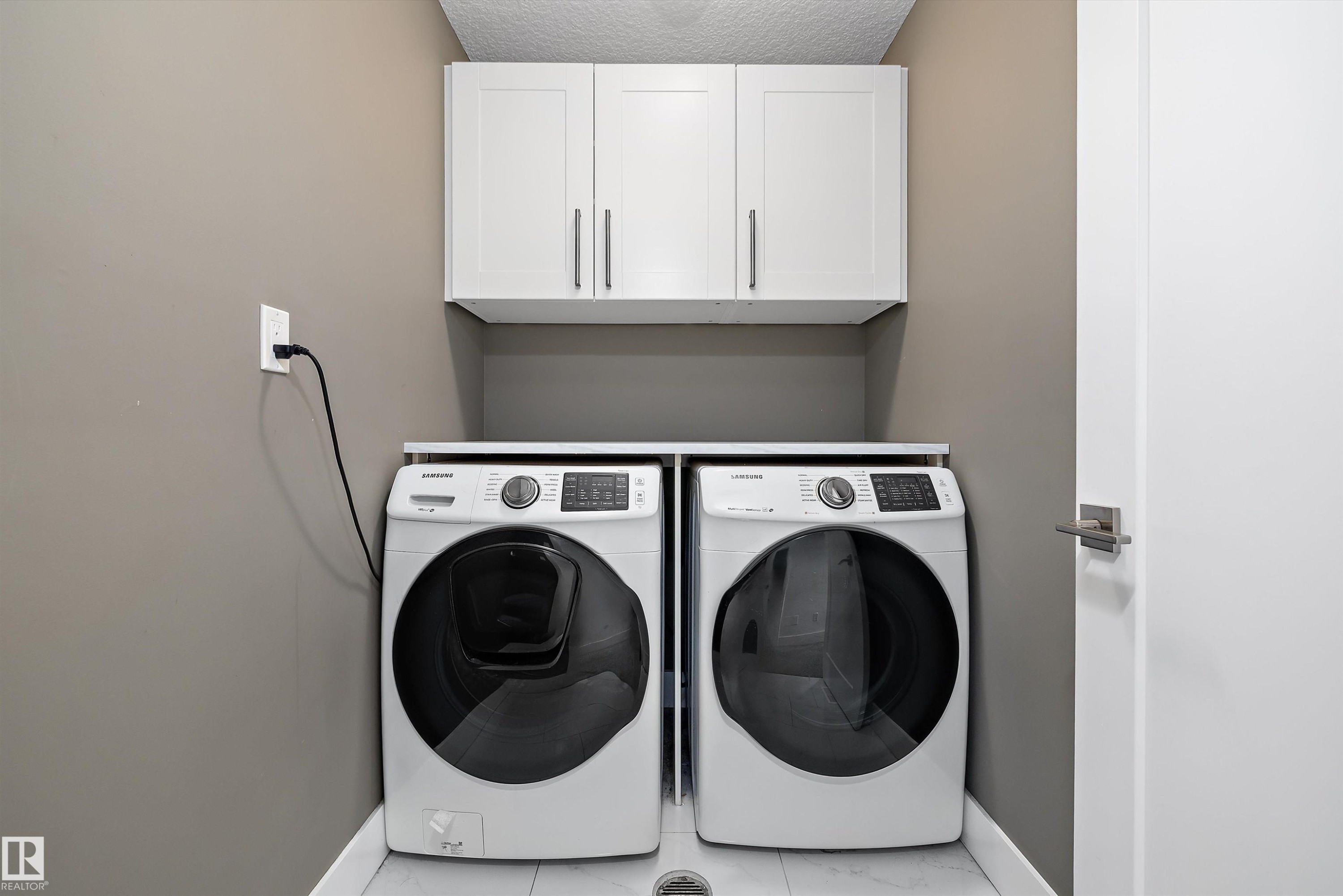 14026 101A Avenue, Edmonton, AB - Indoor Photo Showing Laundry Room