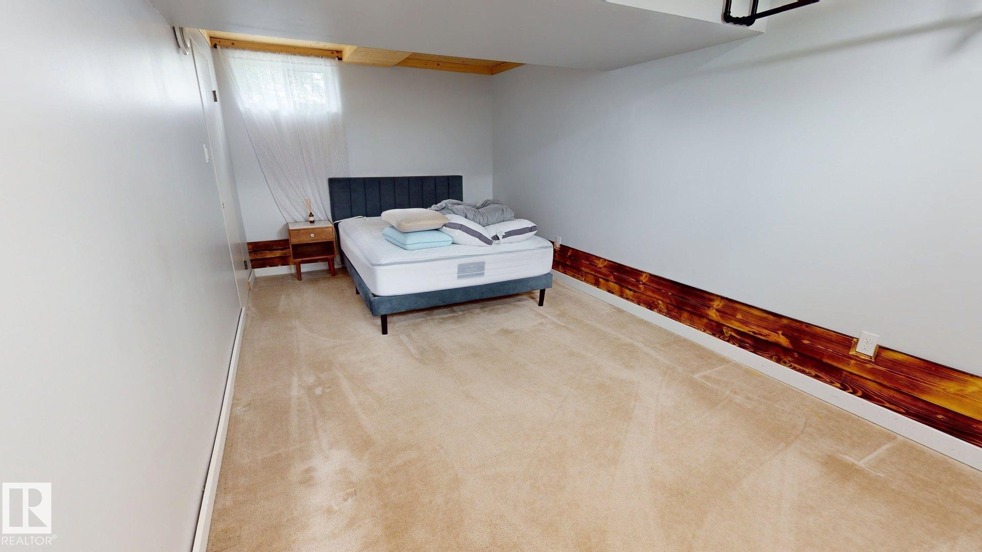 55268 Range Road 212, Rural Strathcona County, AB - Indoor