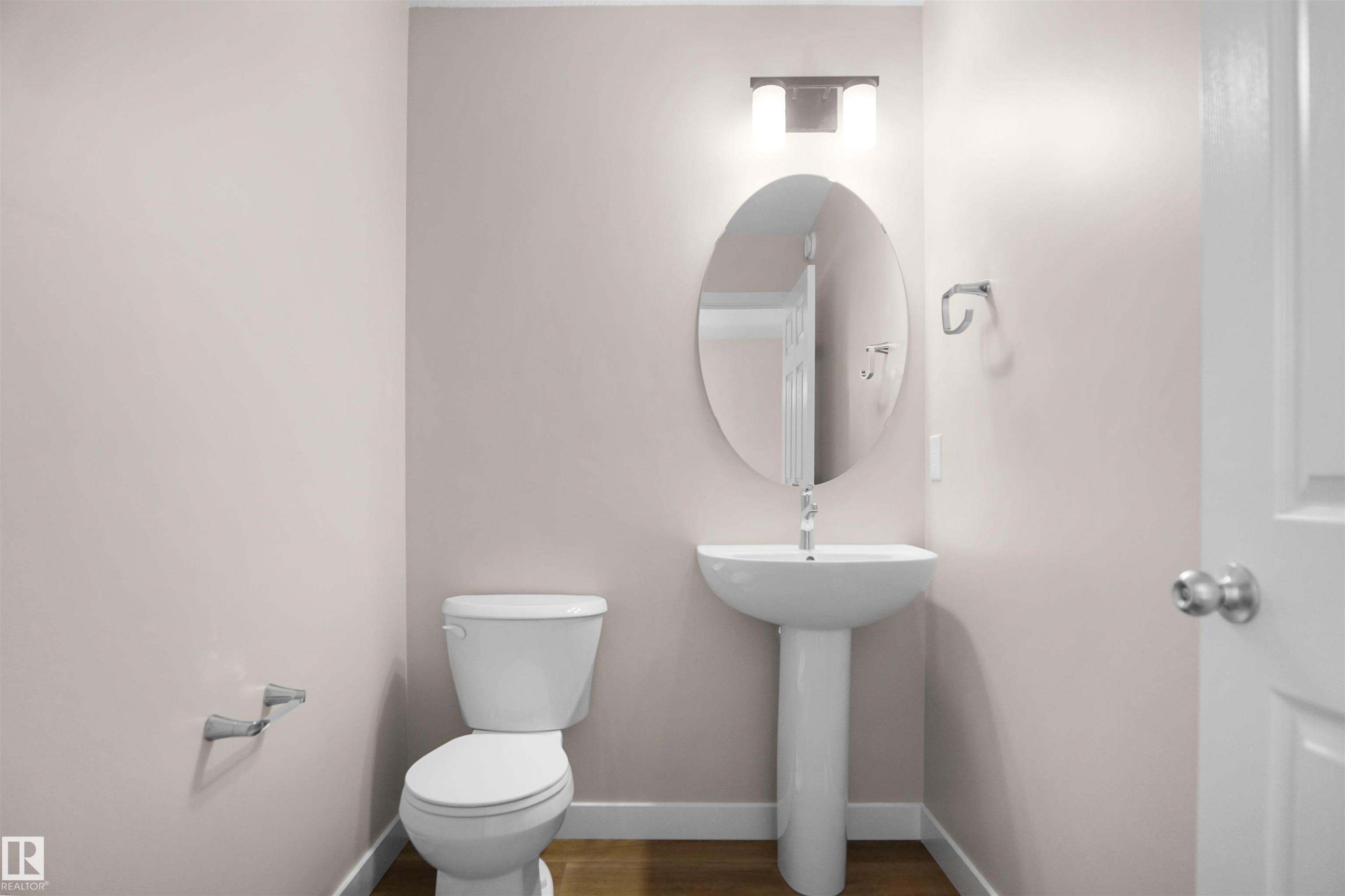 19453 22 Avenue, Edmonton, AB - Indoor Photo Showing Bathroom