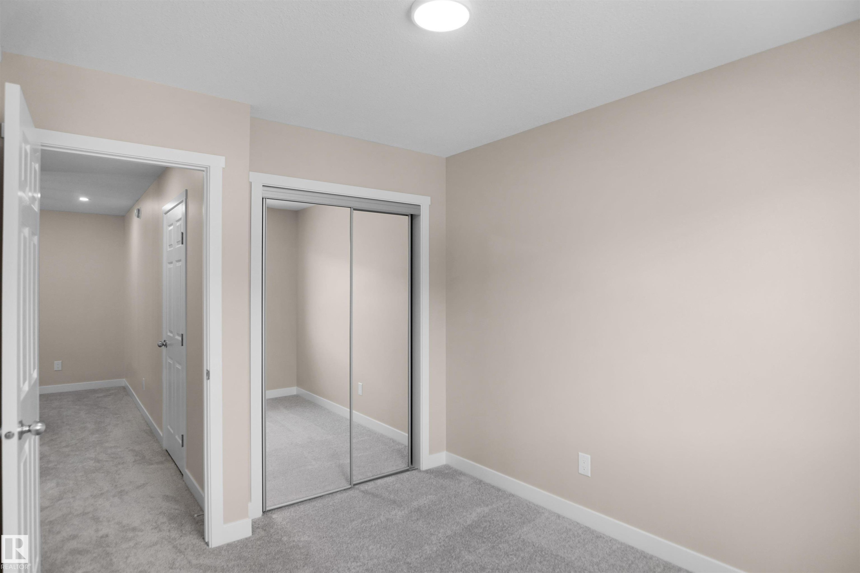 19453 22 Avenue, Edmonton, AB - Indoor Photo Showing Other Room