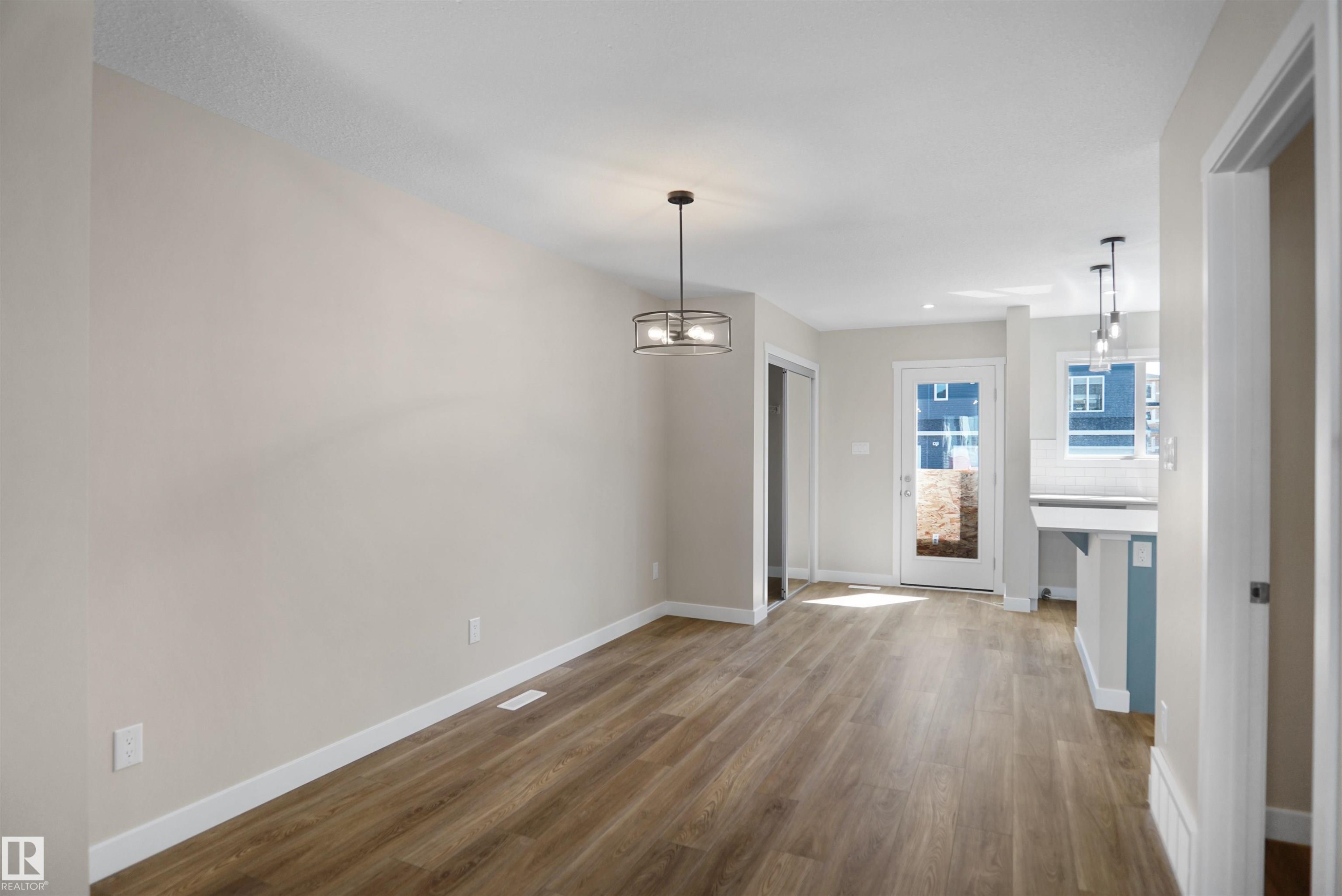 19453 22 Avenue, Edmonton, AB - Indoor Photo Showing Other Room