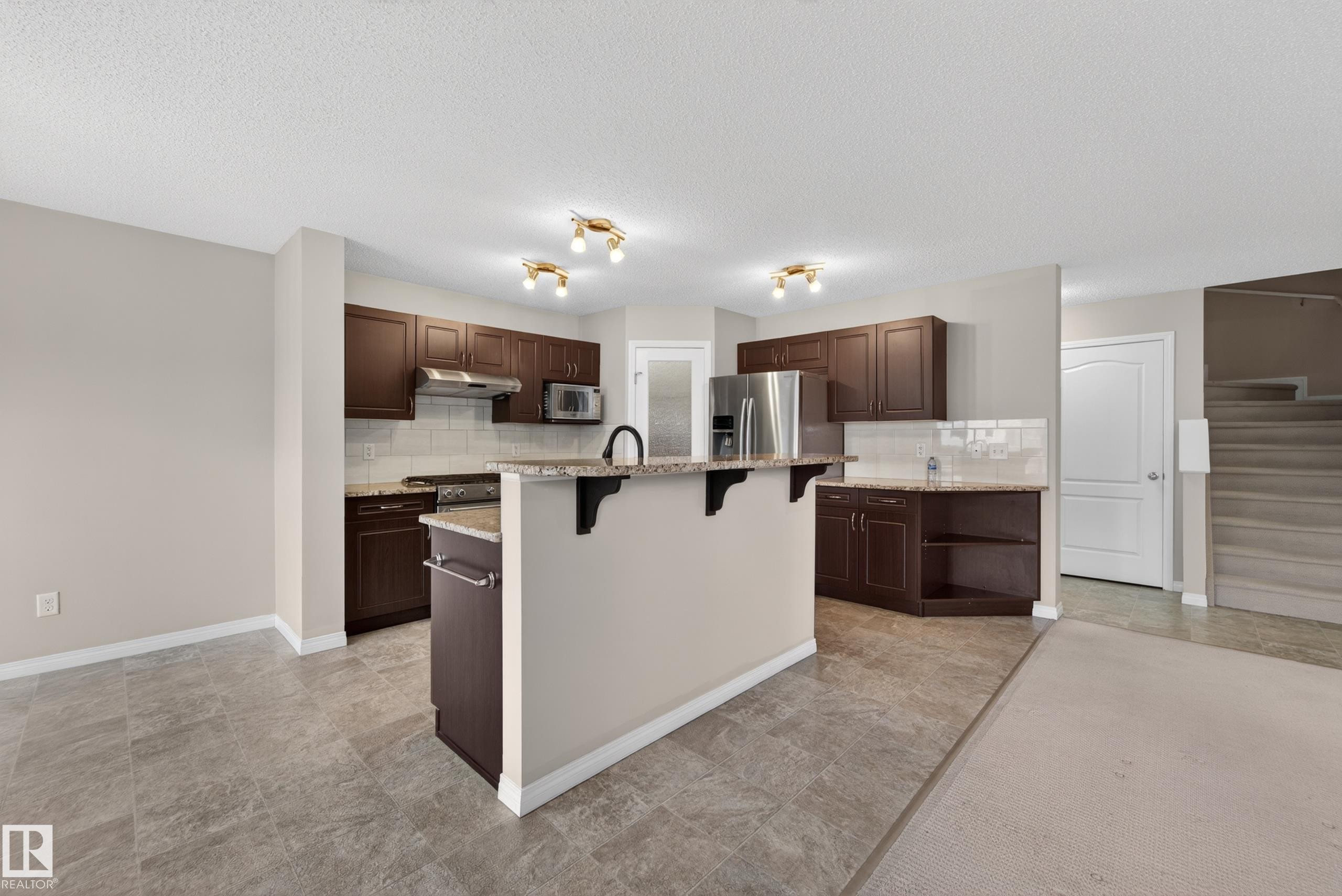 1731 55 Street, Edmonton, AB - Indoor Photo Showing Kitchen
