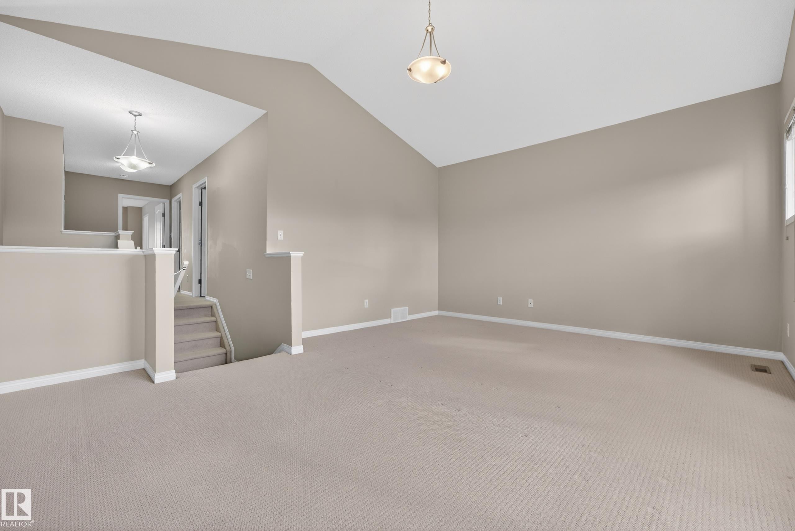 1731 55 Street, Edmonton, AB - Indoor Photo Showing Other Room