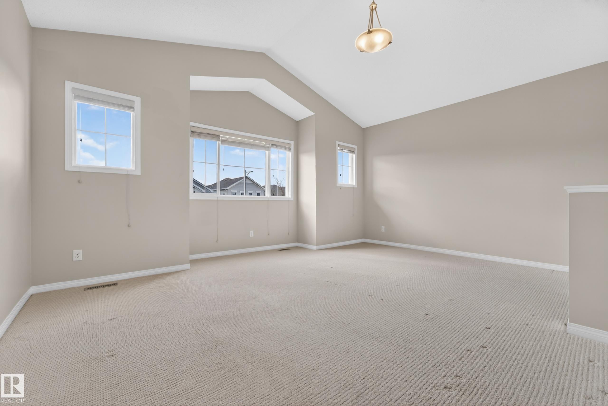 1731 55 Street, Edmonton, AB - Indoor Photo Showing Other Room