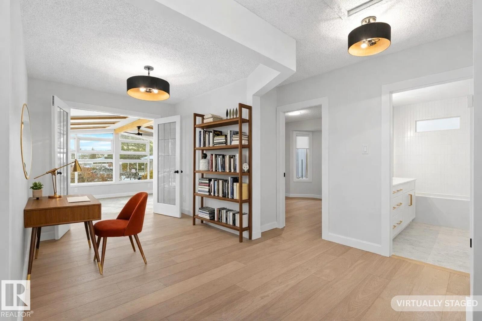 10629 79 Street, Edmonton, AB - Indoor