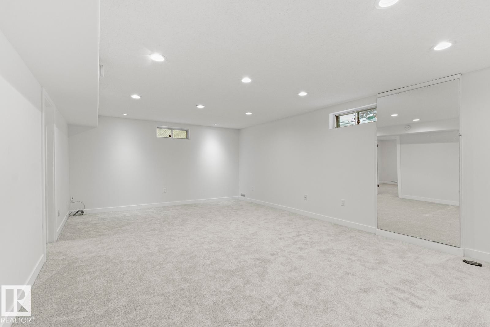 10629 79 Street, Edmonton, AB - Indoor