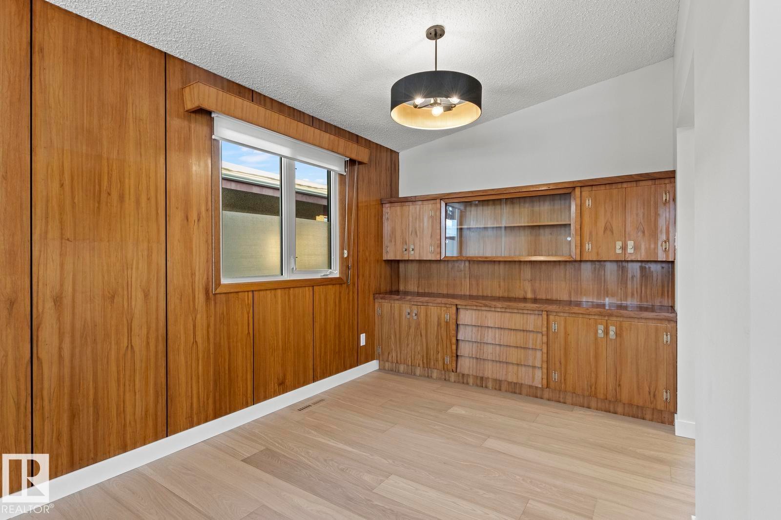 10629 79 Street, Edmonton, AB - Indoor Photo Showing Other Room