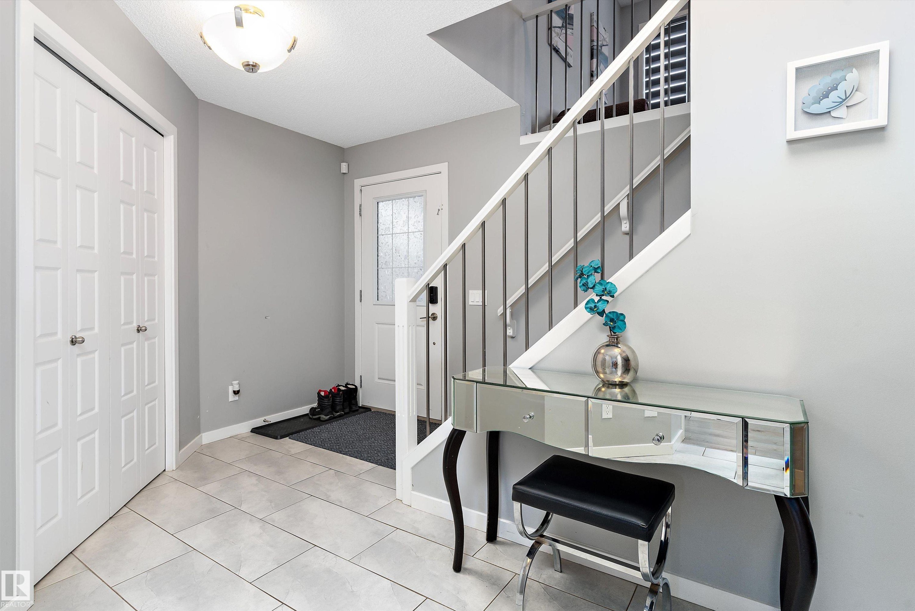 4294 126A Avenue, Edmonton, AB - Indoor Photo Showing Other Room