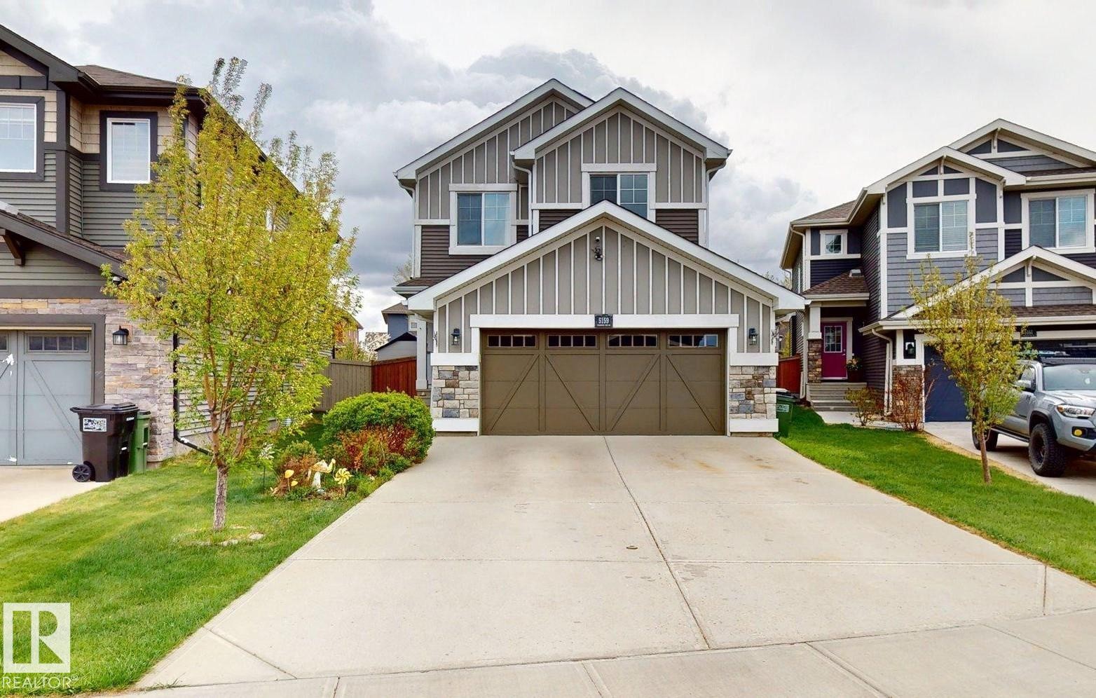 5159 Crabapple Link Sw, Edmonton, AB - Outdoor With Facade