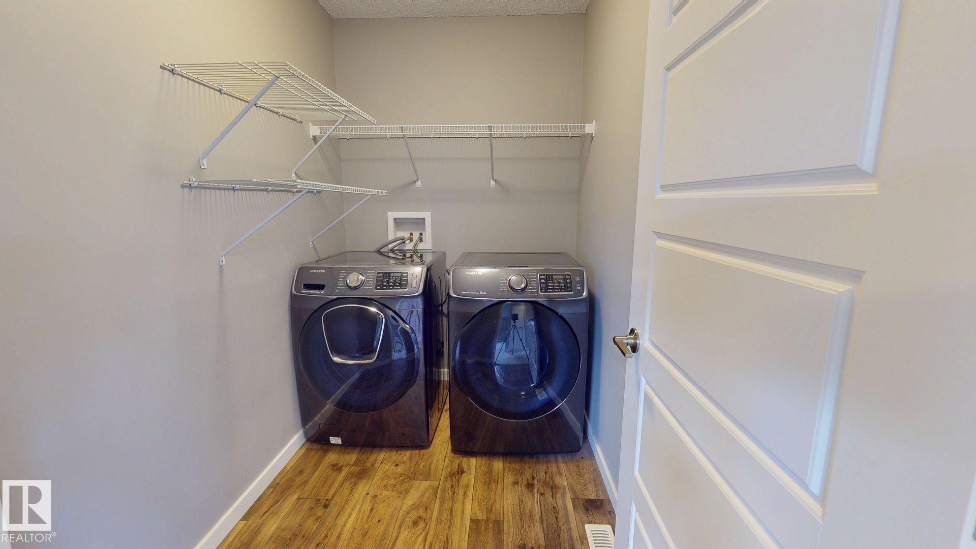 5159 Crabapple Link Sw, Edmonton, AB - Indoor Photo Showing Laundry Room