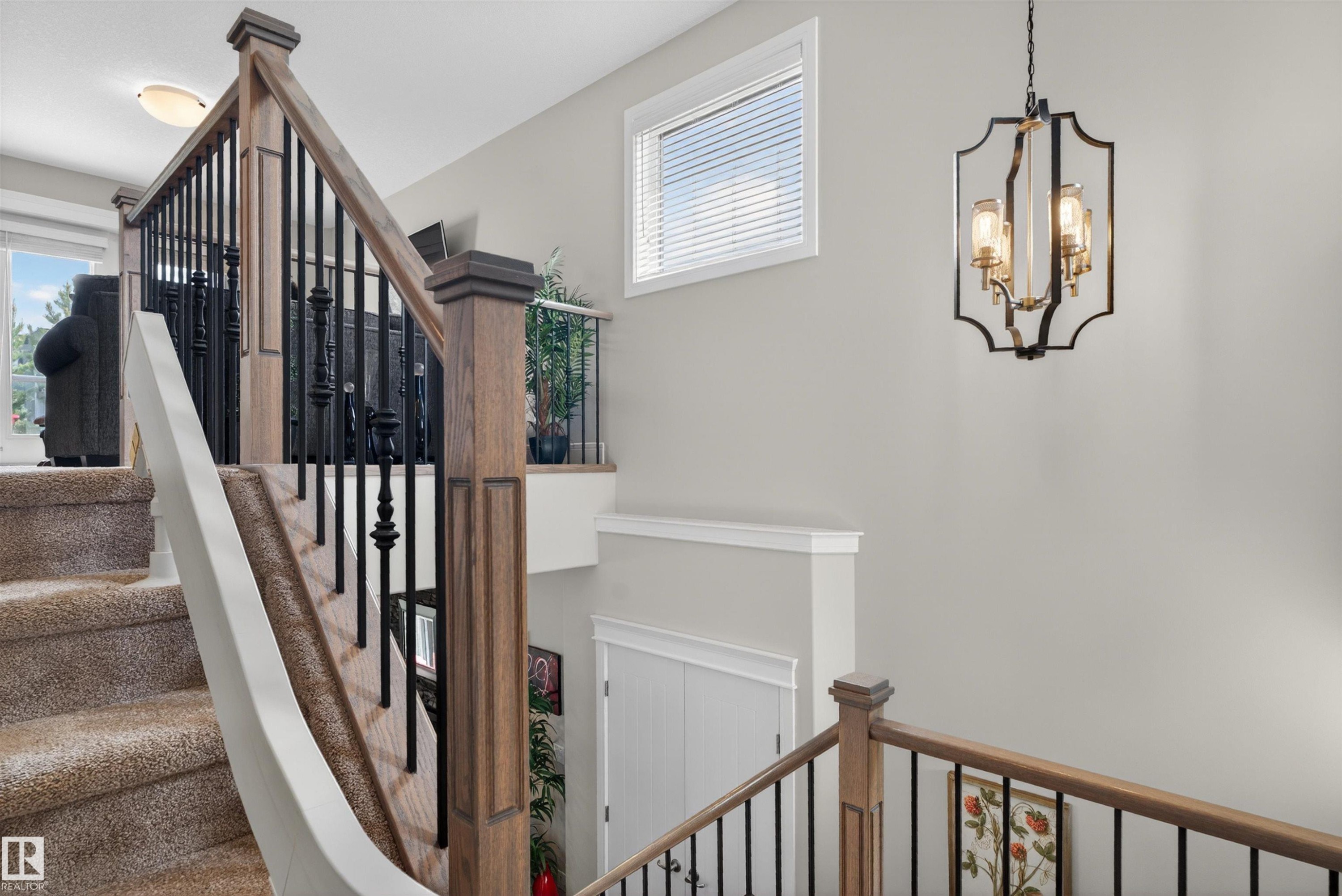 1 1030 Connelly Way, Edmonton, AB - Indoor Photo Showing Other Room