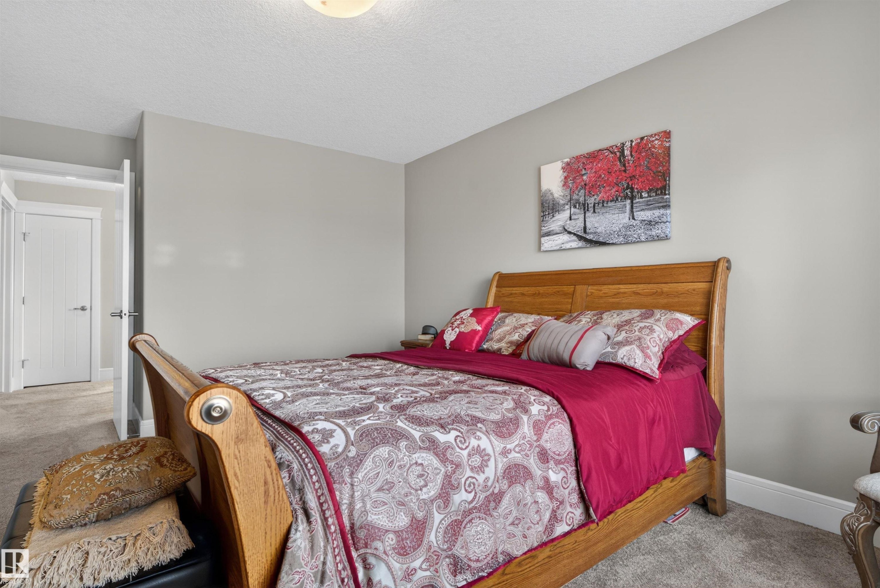 1 1030 Connelly Way, Edmonton, AB - Indoor Photo Showing Bedroom