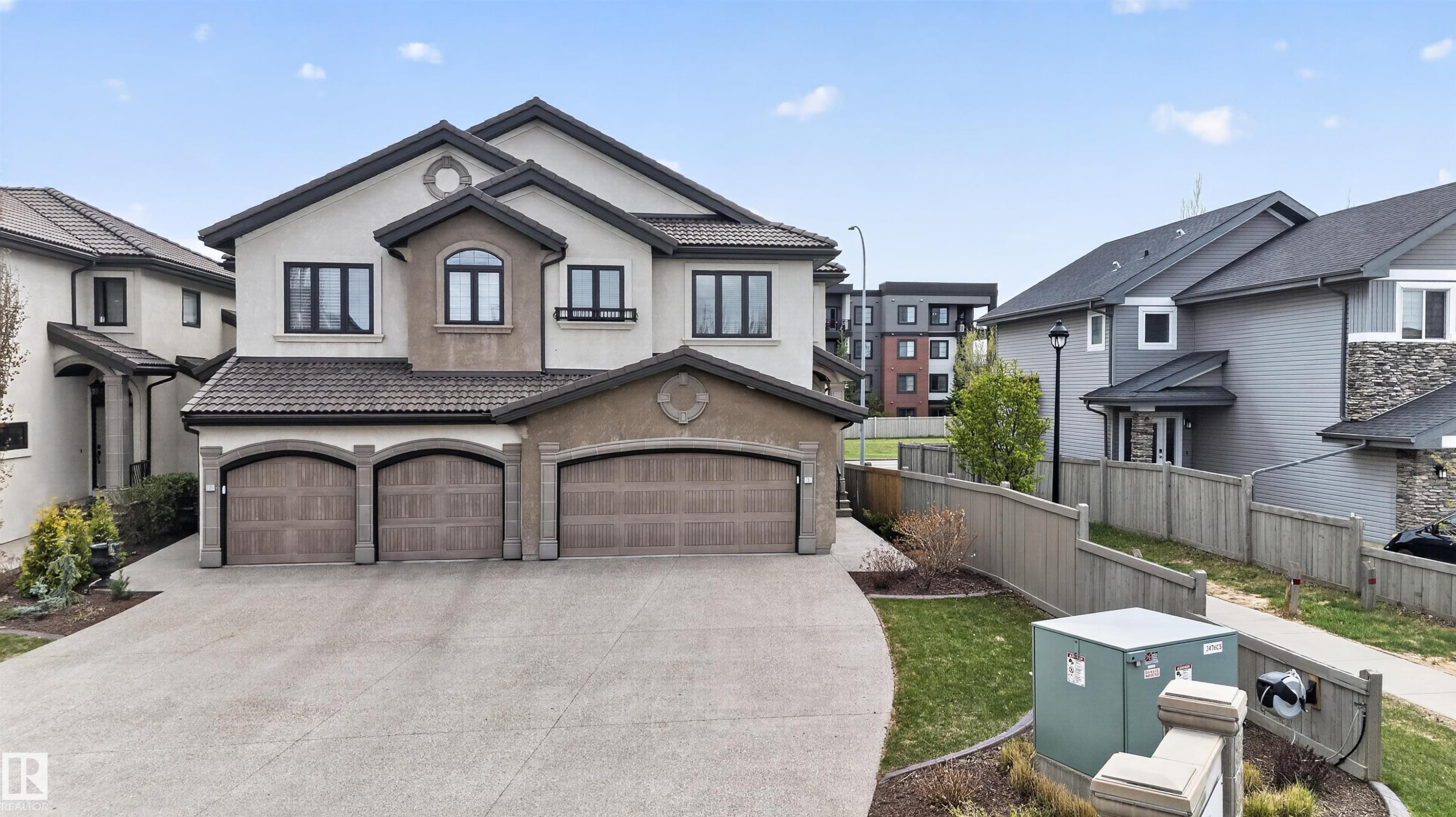 1 1030 Connelly Way, Edmonton, AB - Outdoor With Facade