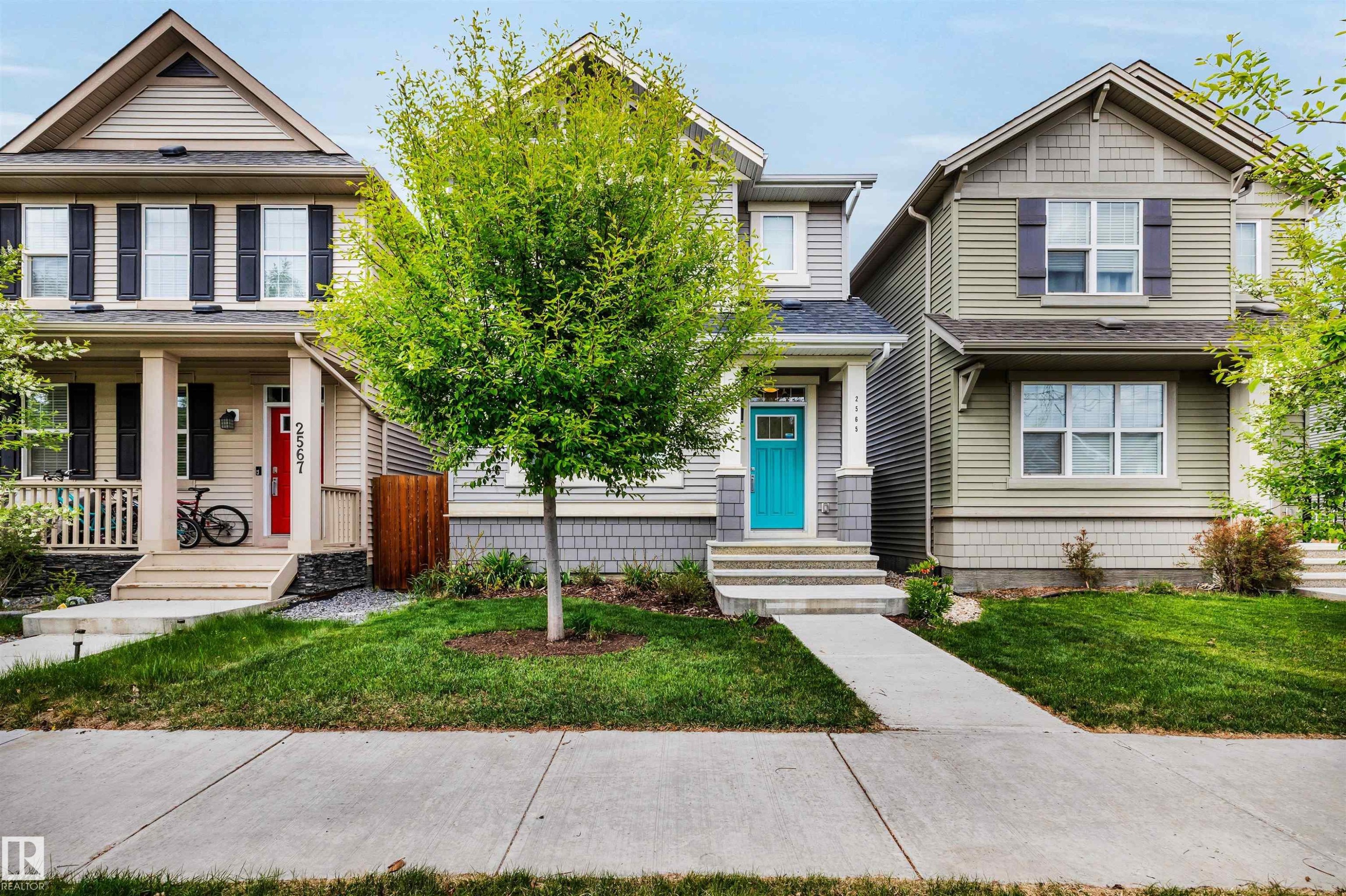 2565 Coughlan Road, Edmonton, AB - Outdoor With Facade