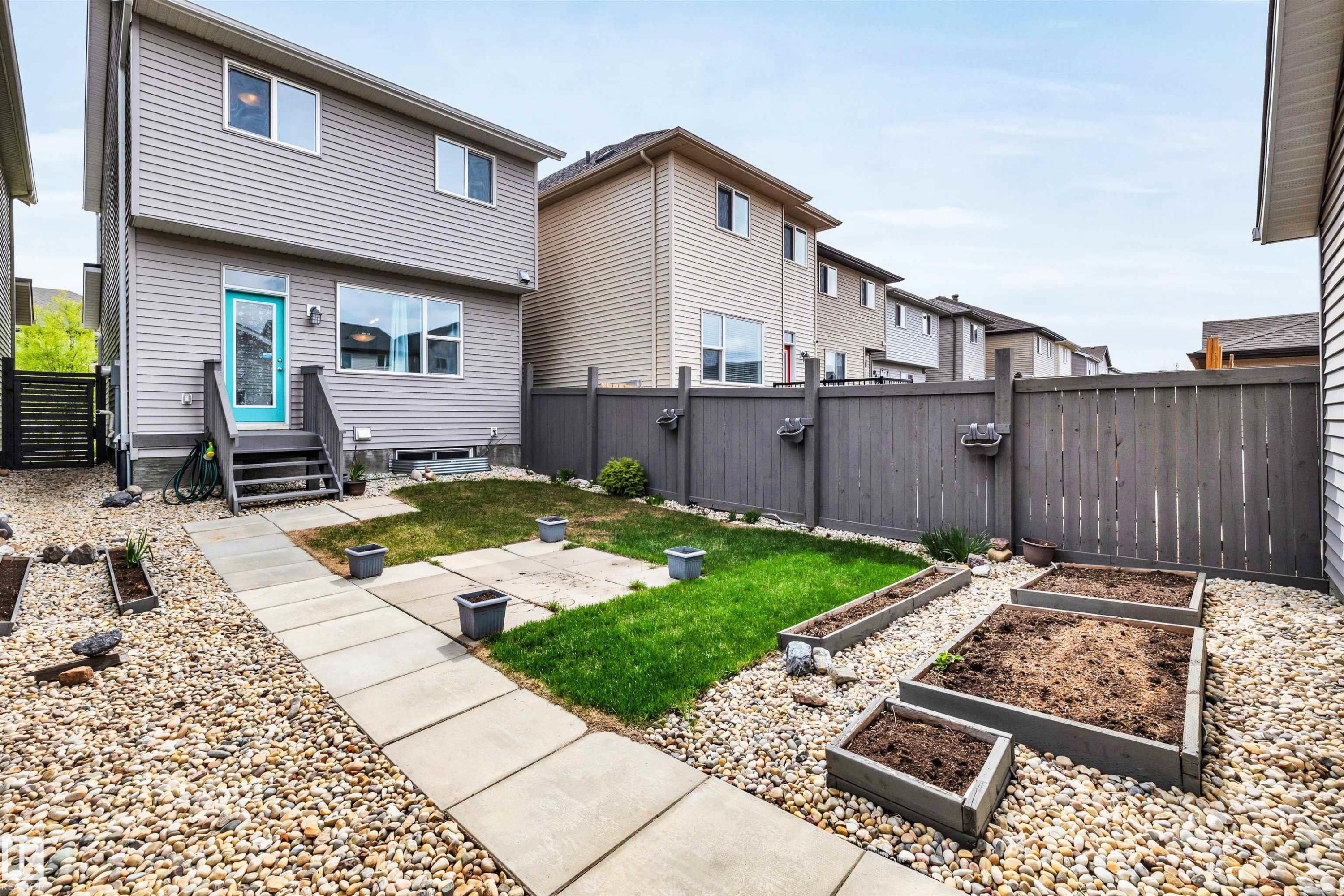 2565 Coughlan Road, Edmonton, AB - Outdoor