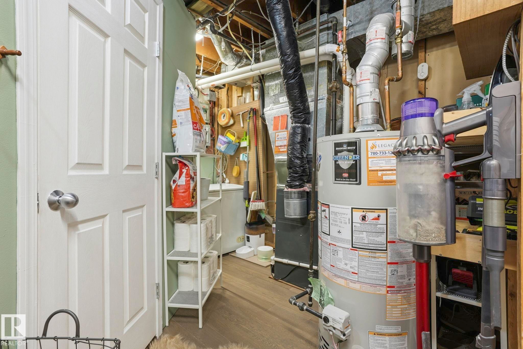 Image quality insufficient for description - 4 Langley Dr, Fort Saskatchewan, AB - Indoor Photo Showing Basement