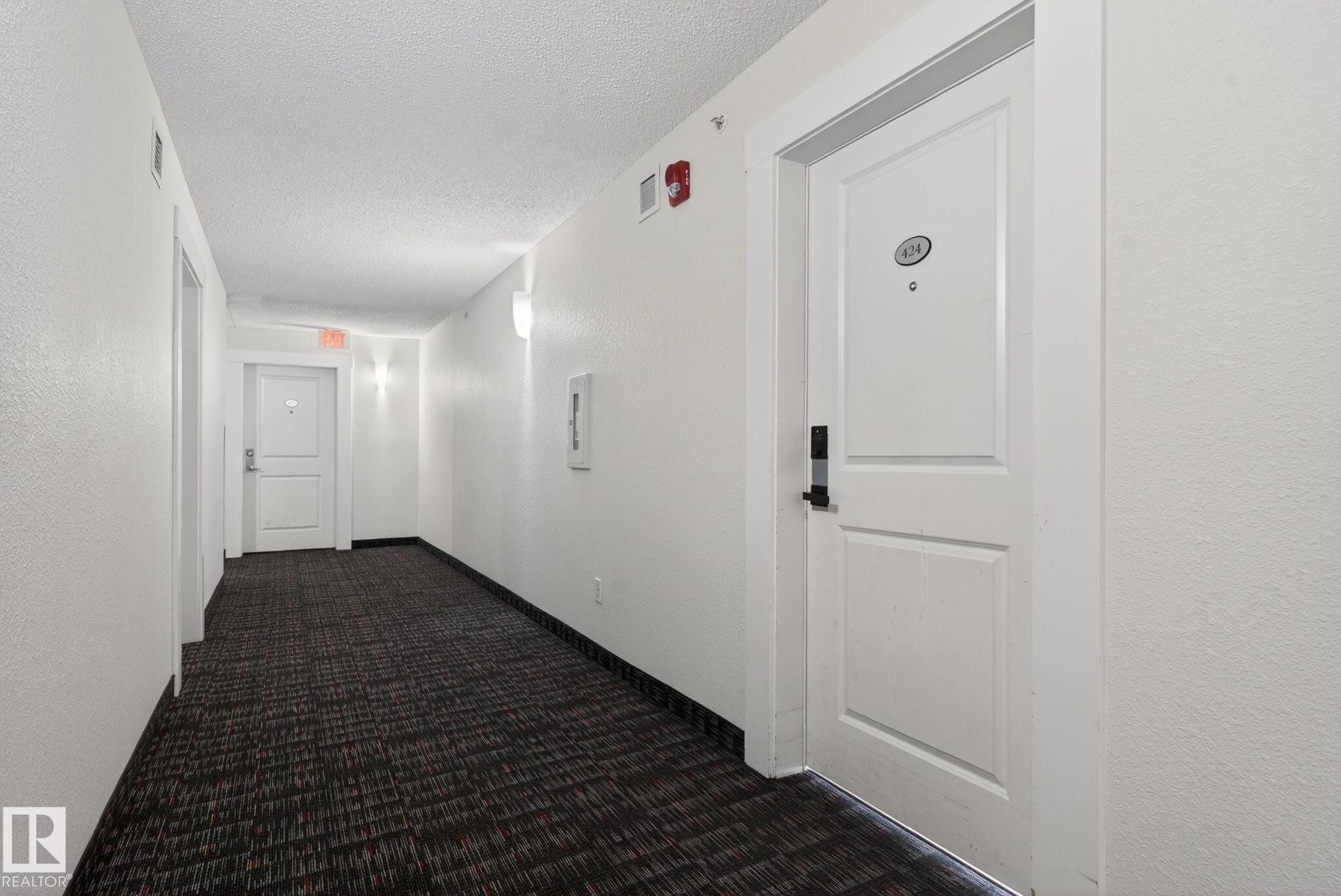 424 504 Albany Way, Edmonton, AB - Indoor Photo Showing Other Room