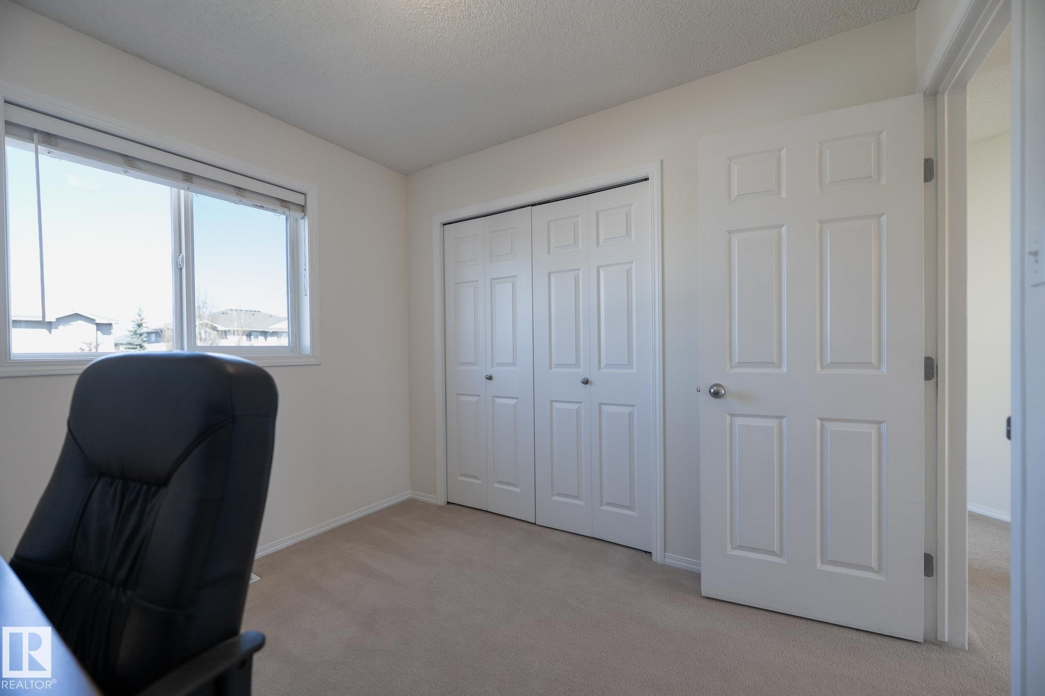 2928 25 Street, Edmonton, AB - Indoor