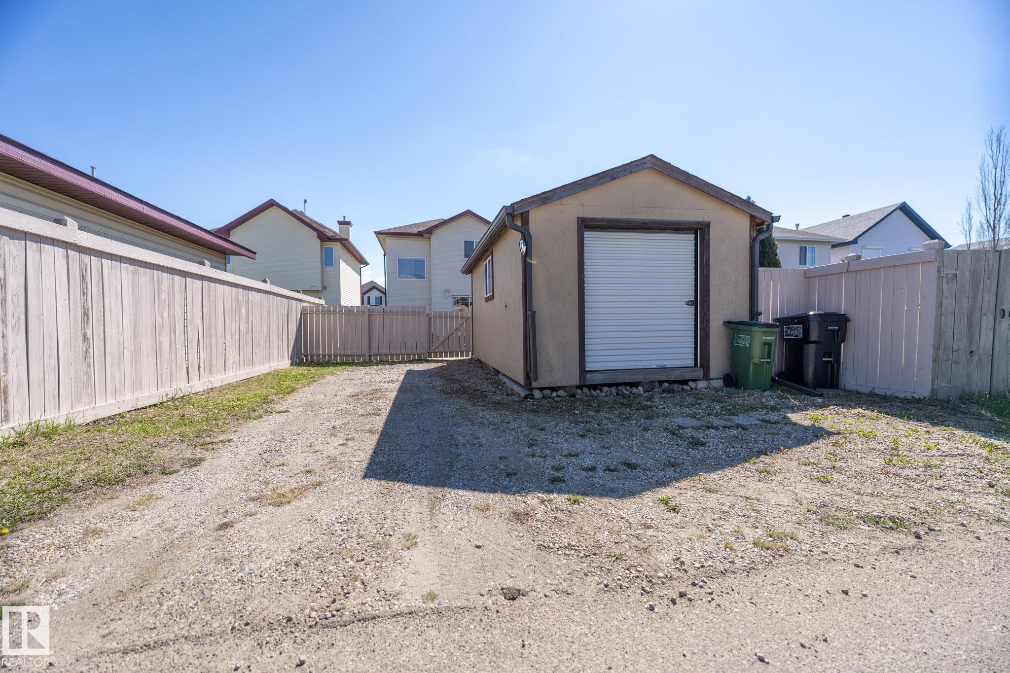 2928 25 Street, Edmonton, AB - Outdoor
