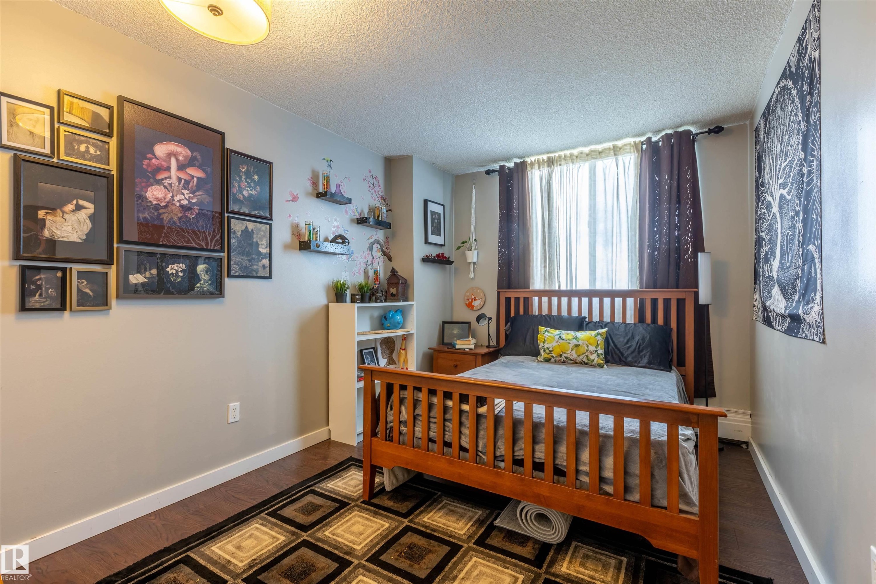 708 13910 Stony Plain Road, Edmonton, AB - Indoor Photo Showing Bedroom