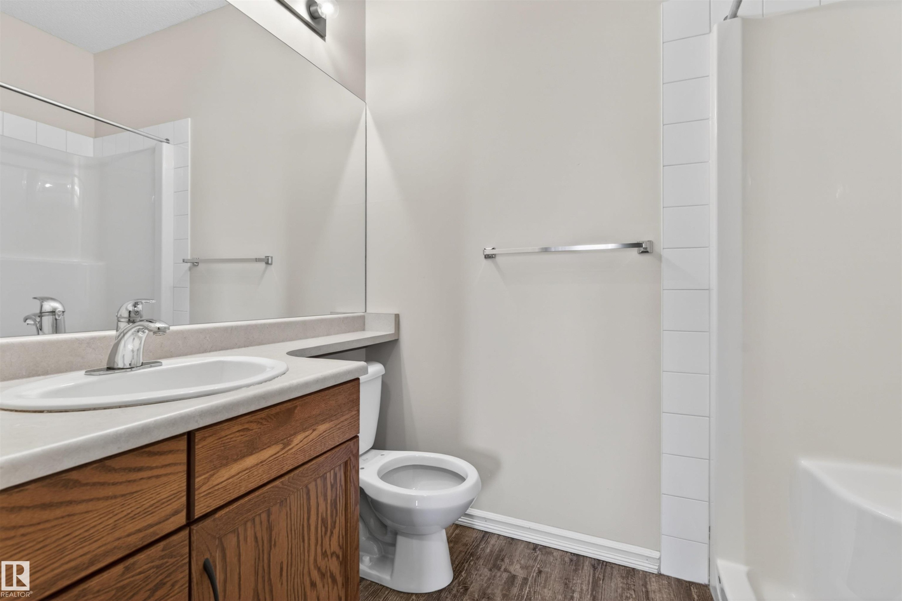 125 263 Macewan Road, Edmonton, AB - Indoor Photo Showing Bathroom