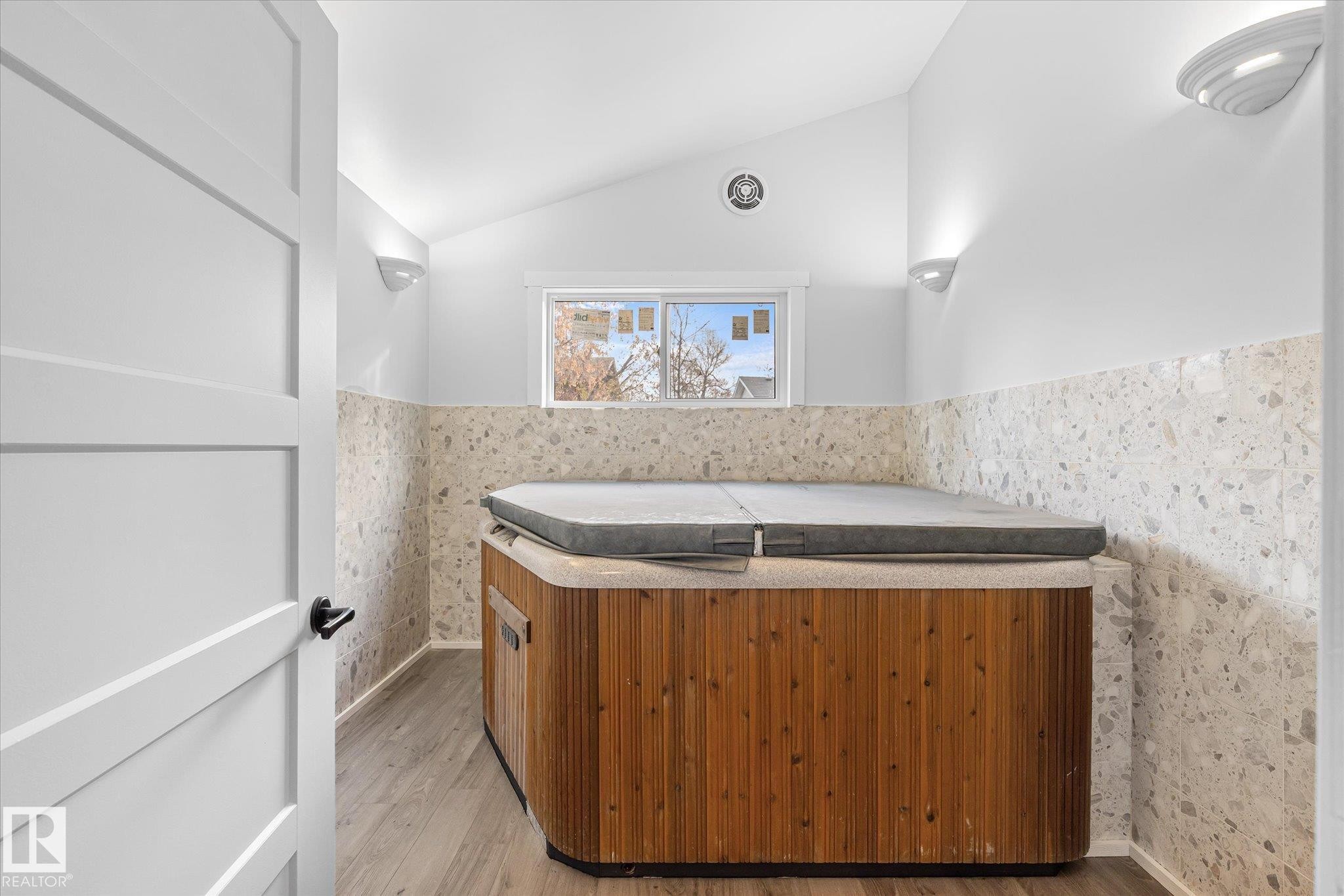 67 Arlington Drive, St. Albert, AB - Indoor Photo Showing Bathroom