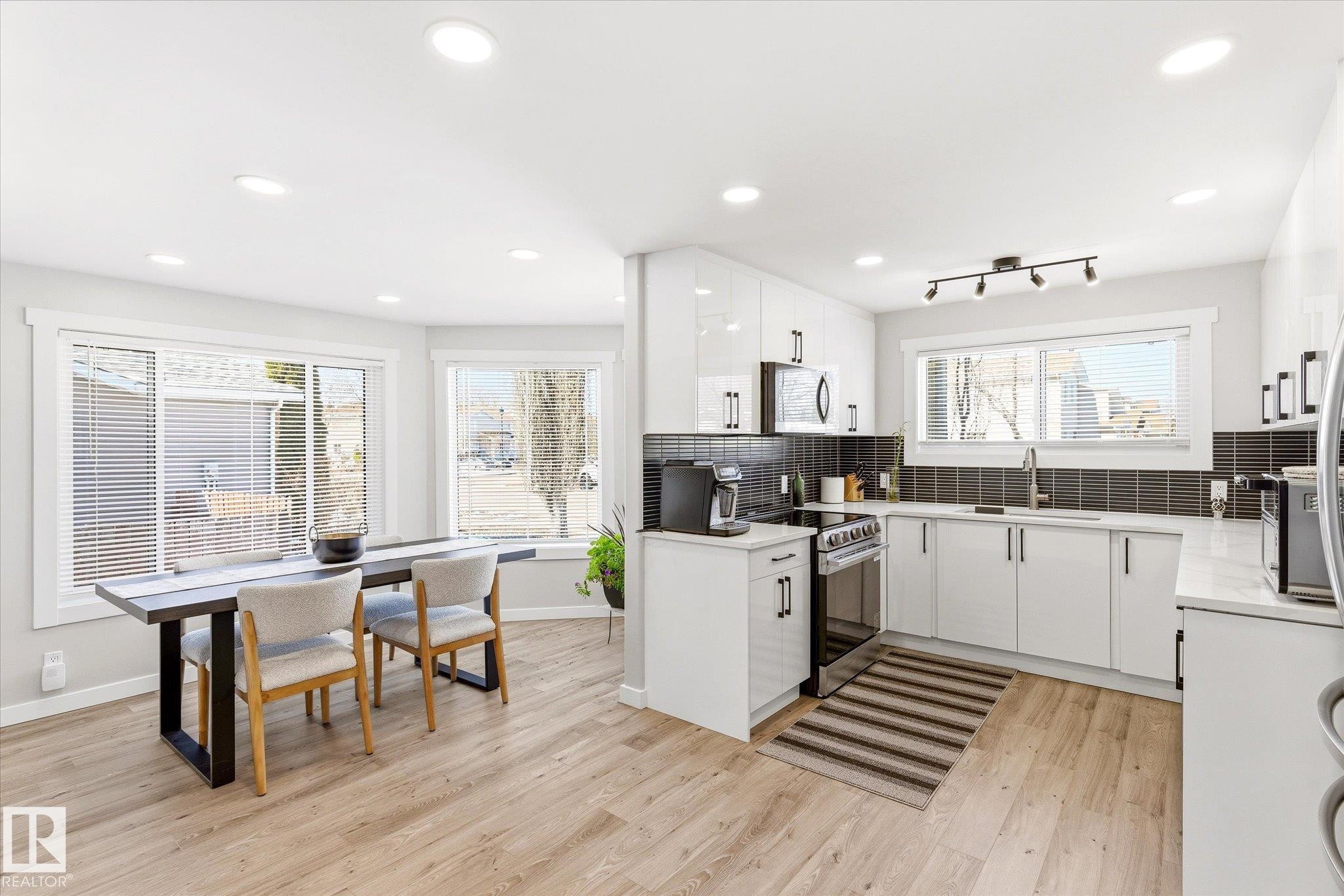 67 Arlington Drive, St. Albert, AB - Indoor