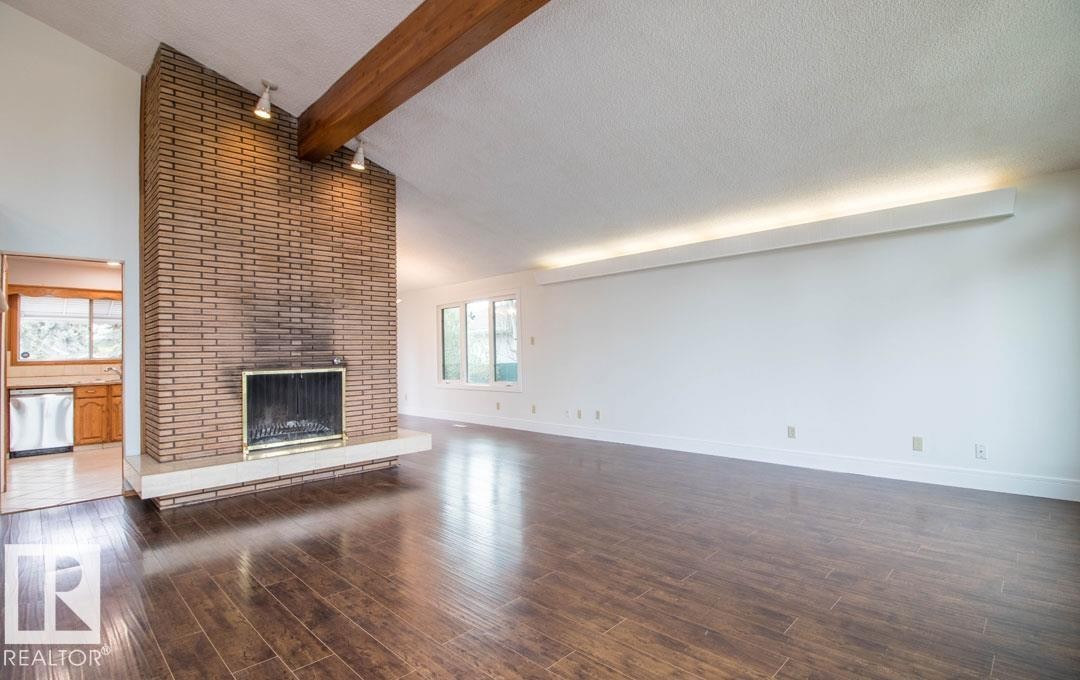 10328 42 Street, Edmonton, AB - Indoor With Fireplace