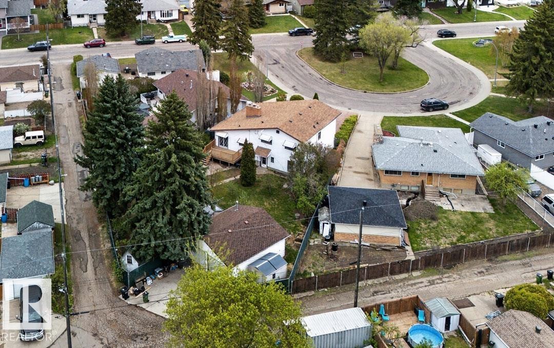 10328 42 Street, Edmonton, AB - Outdoor With View