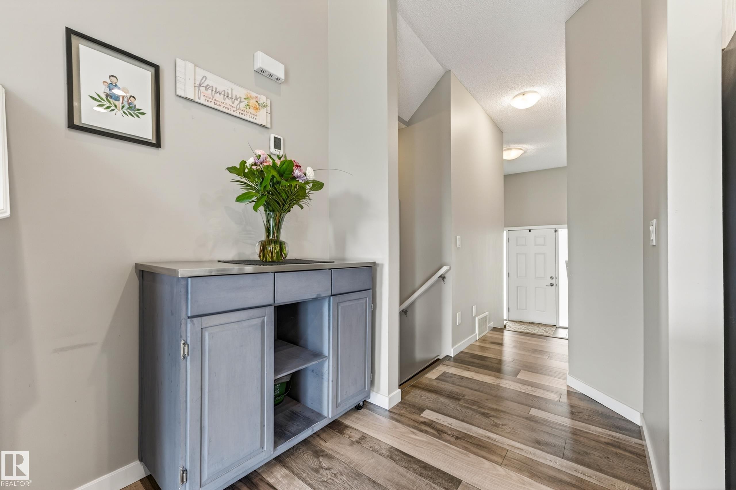 1243 Mcconachie Boulevard, Edmonton, AB - Indoor Photo Showing Other Room