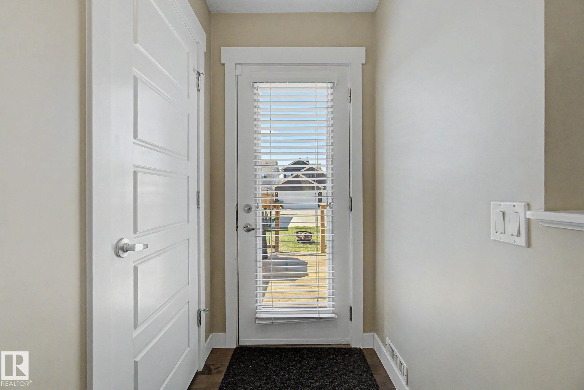 4207 Prowse Way, Edmonton, AB - Indoor Photo Showing Other Room
