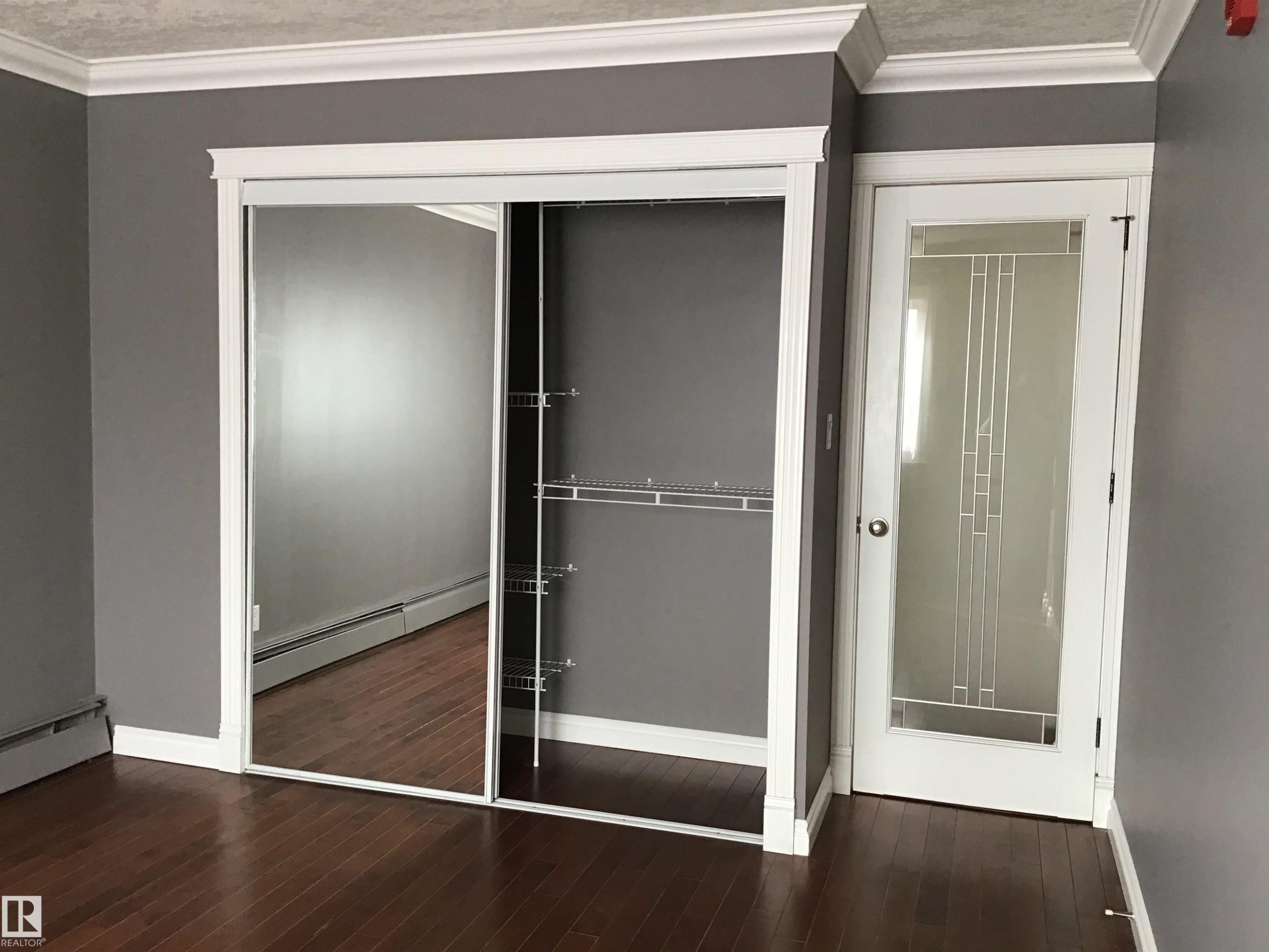 402 10625 83 Avenue, Edmonton, AB - Indoor Photo Showing Other Room