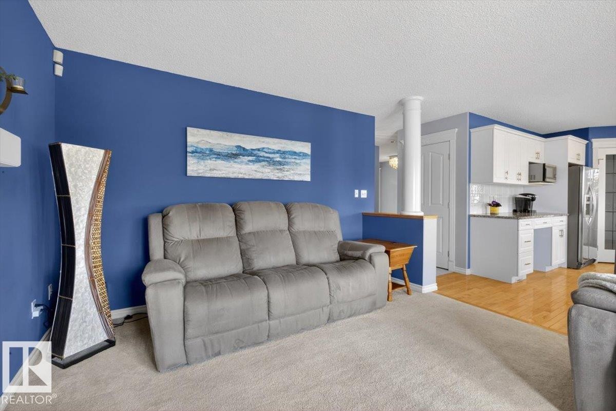 1358 118A Street, Edmonton, AB - Indoor Photo Showing Living Room