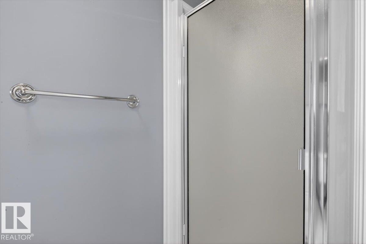 1358 118A Street, Edmonton, AB - Indoor Photo Showing Bathroom