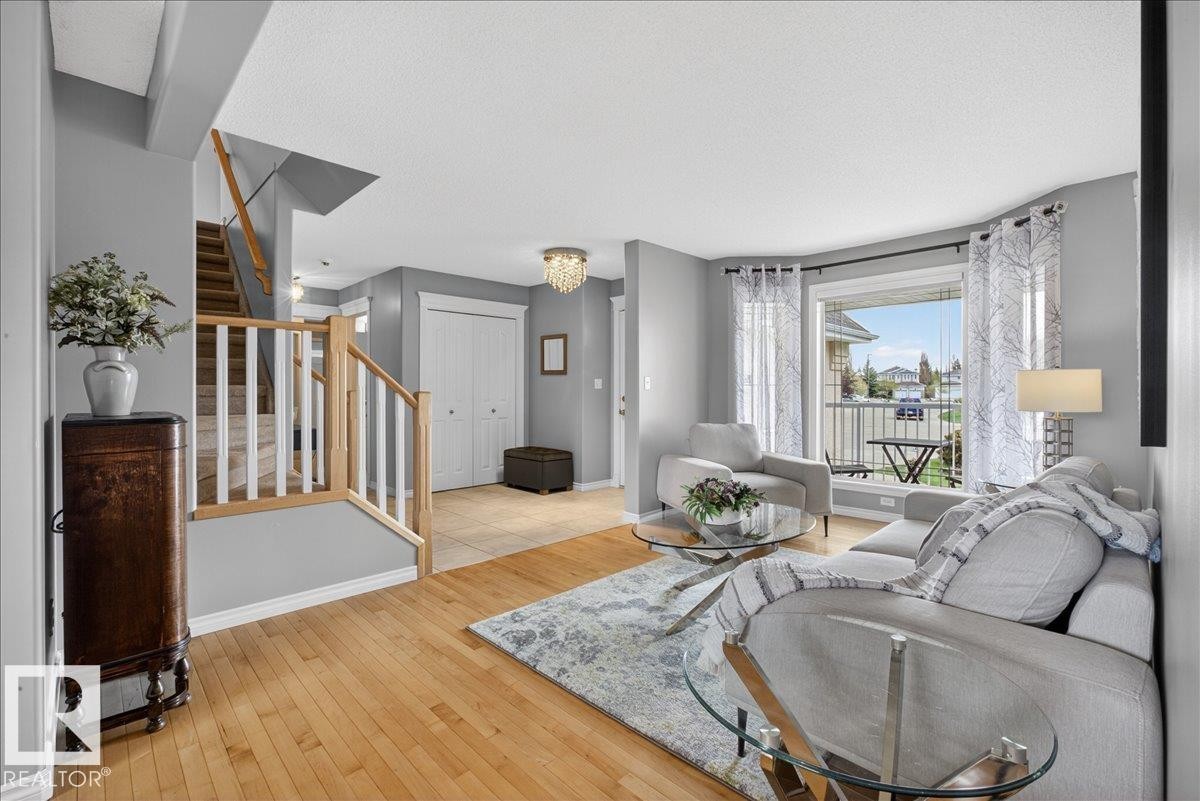 1358 118A Street, Edmonton, AB - Indoor Photo Showing Living Room