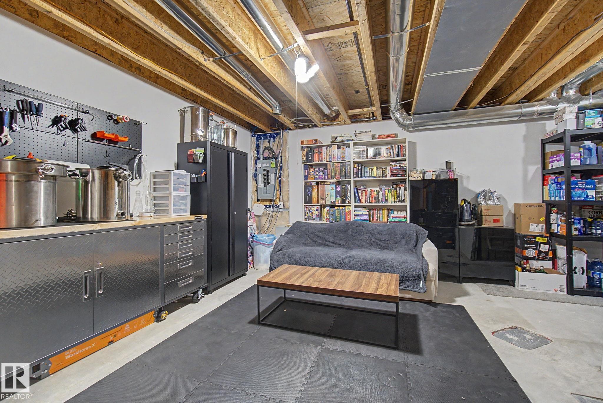 385 Orchards Boulevard, Edmonton, AB - Indoor Photo Showing Basement