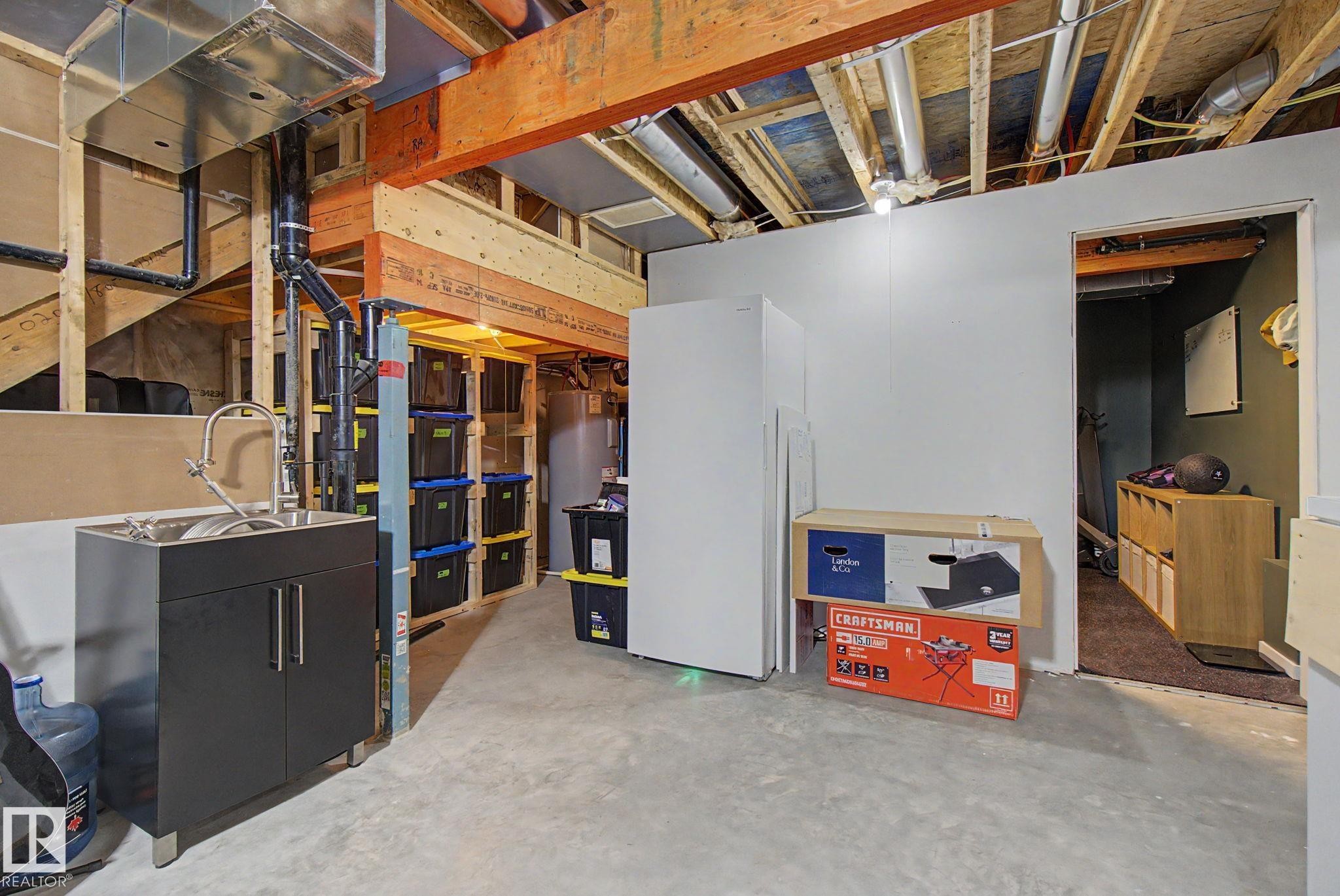 385 Orchards Boulevard, Edmonton, AB - Indoor Photo Showing Basement