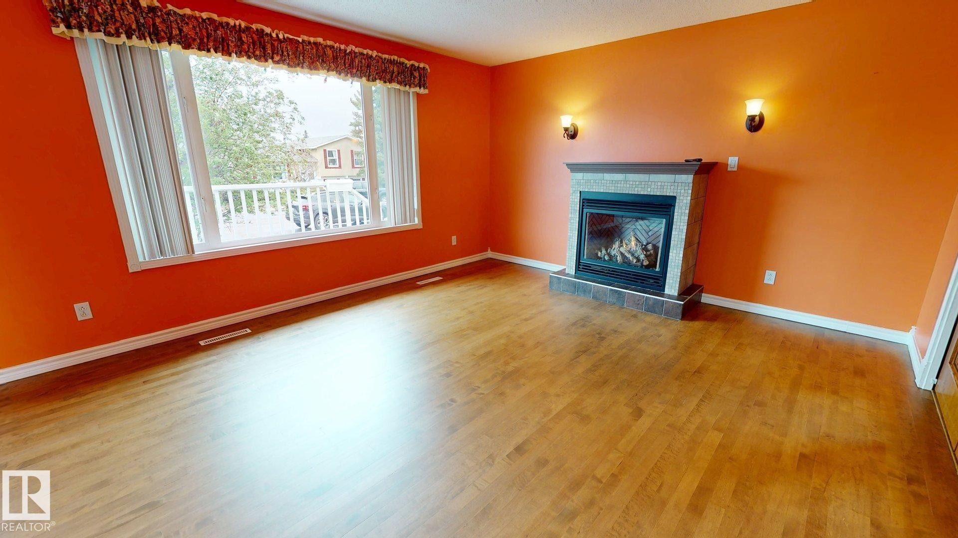 14252 83 Street, Edmonton, AB - Indoor Photo Showing Living Room With Fireplace