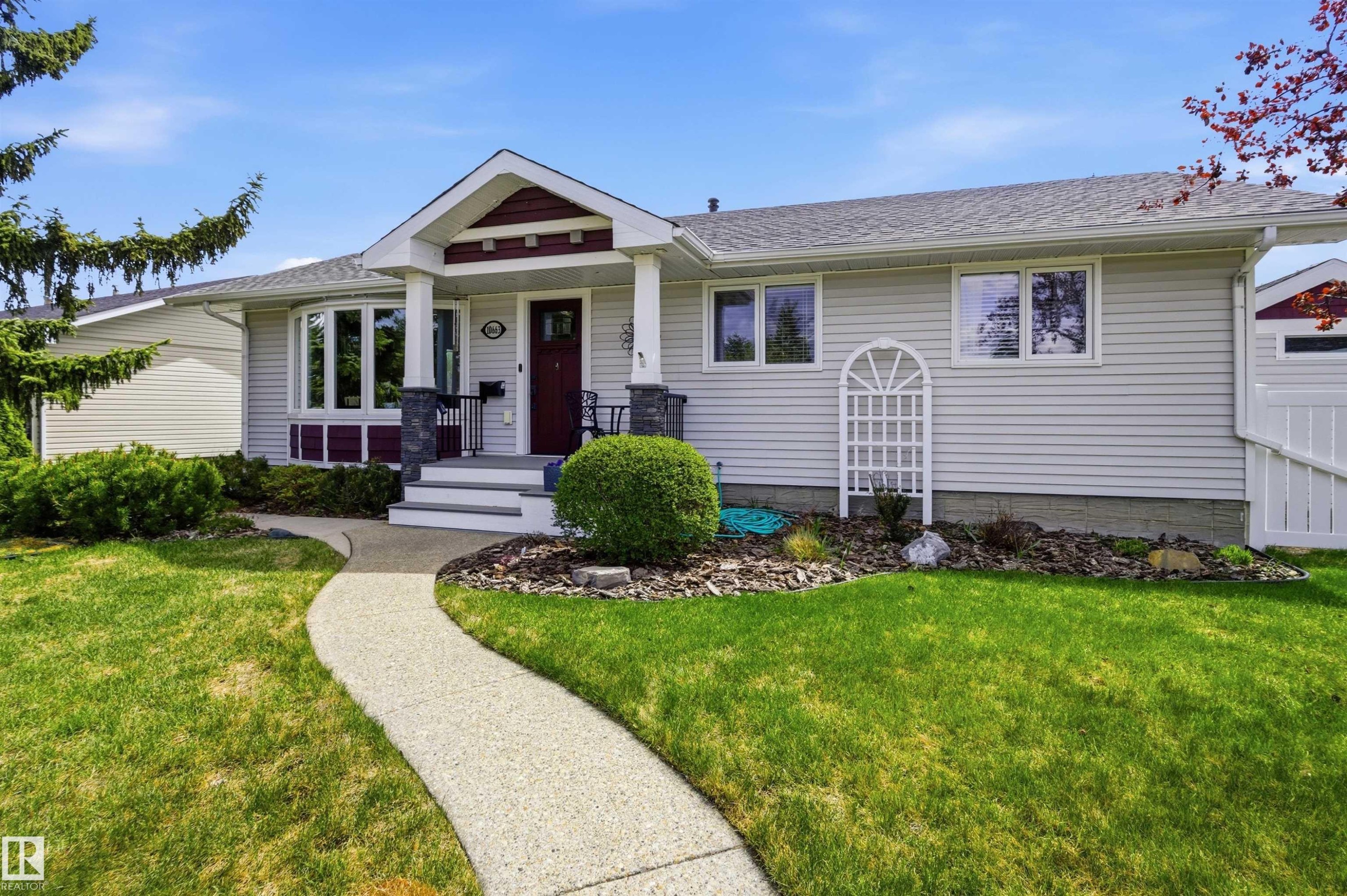 10663 59 Street, Edmonton, AB - Outdoor With Facade