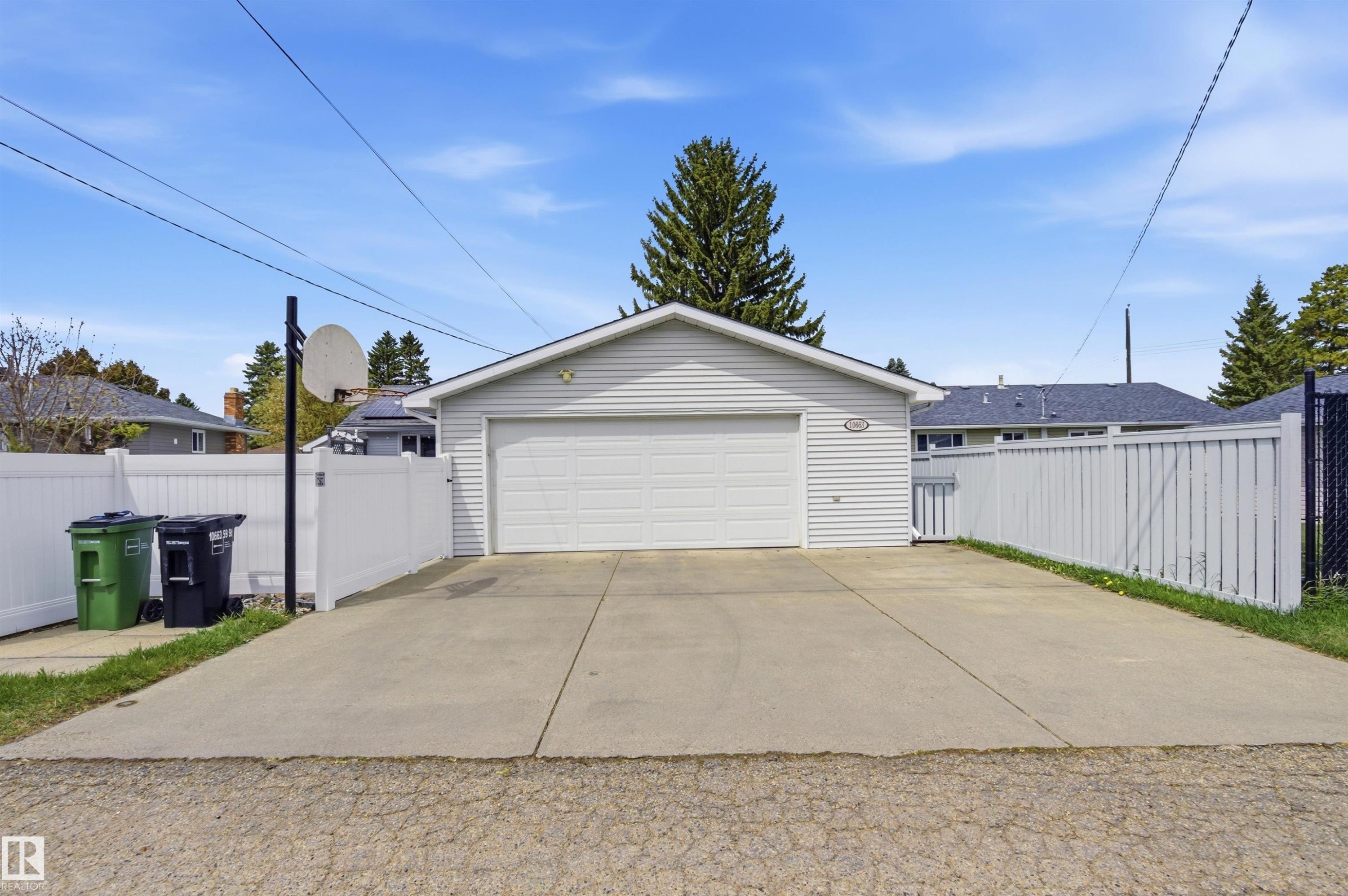 10663 59 Street, Edmonton, AB - Outdoor