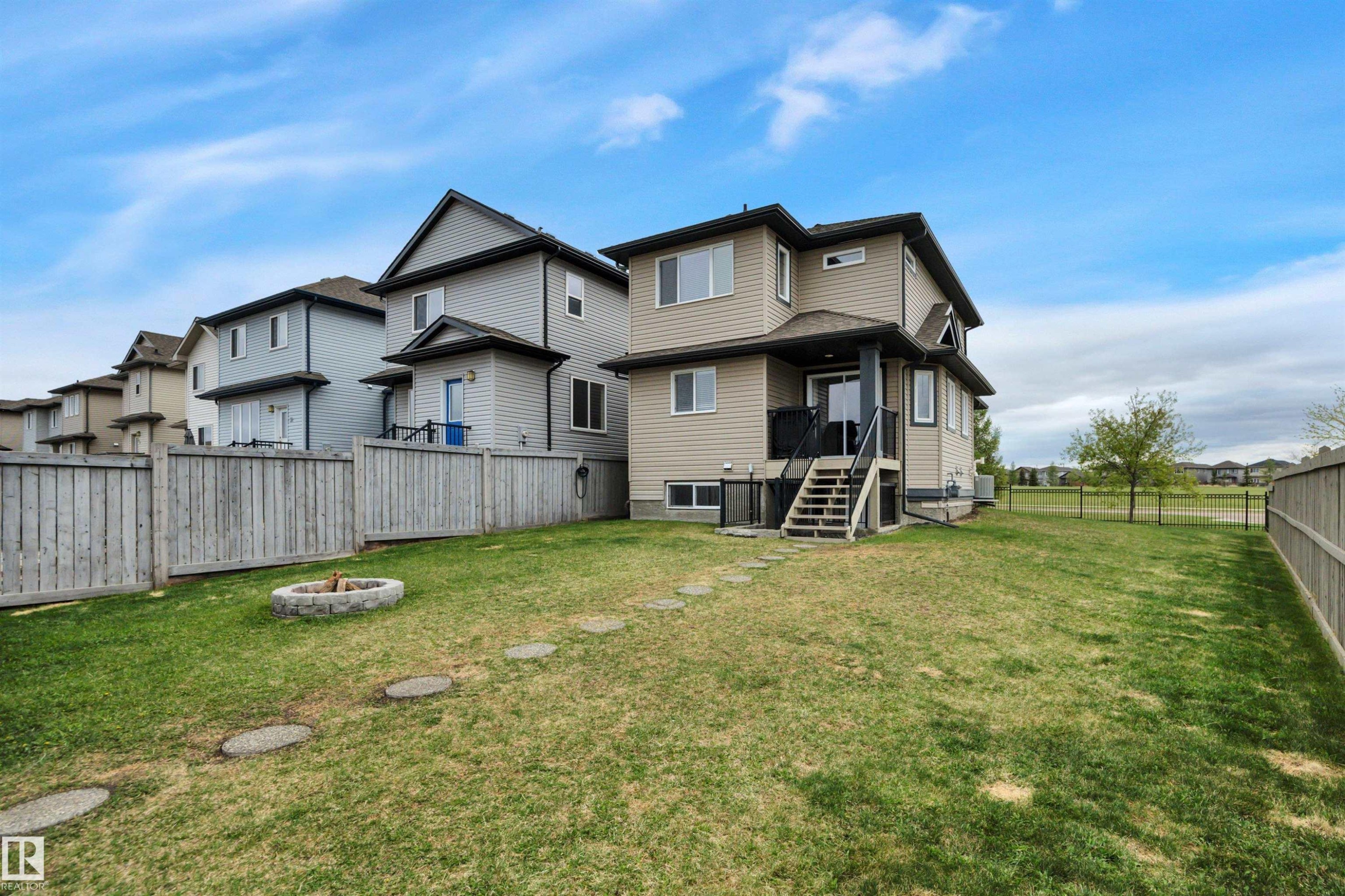36 Spruce Boulevard, Leduc, AB - Outdoor