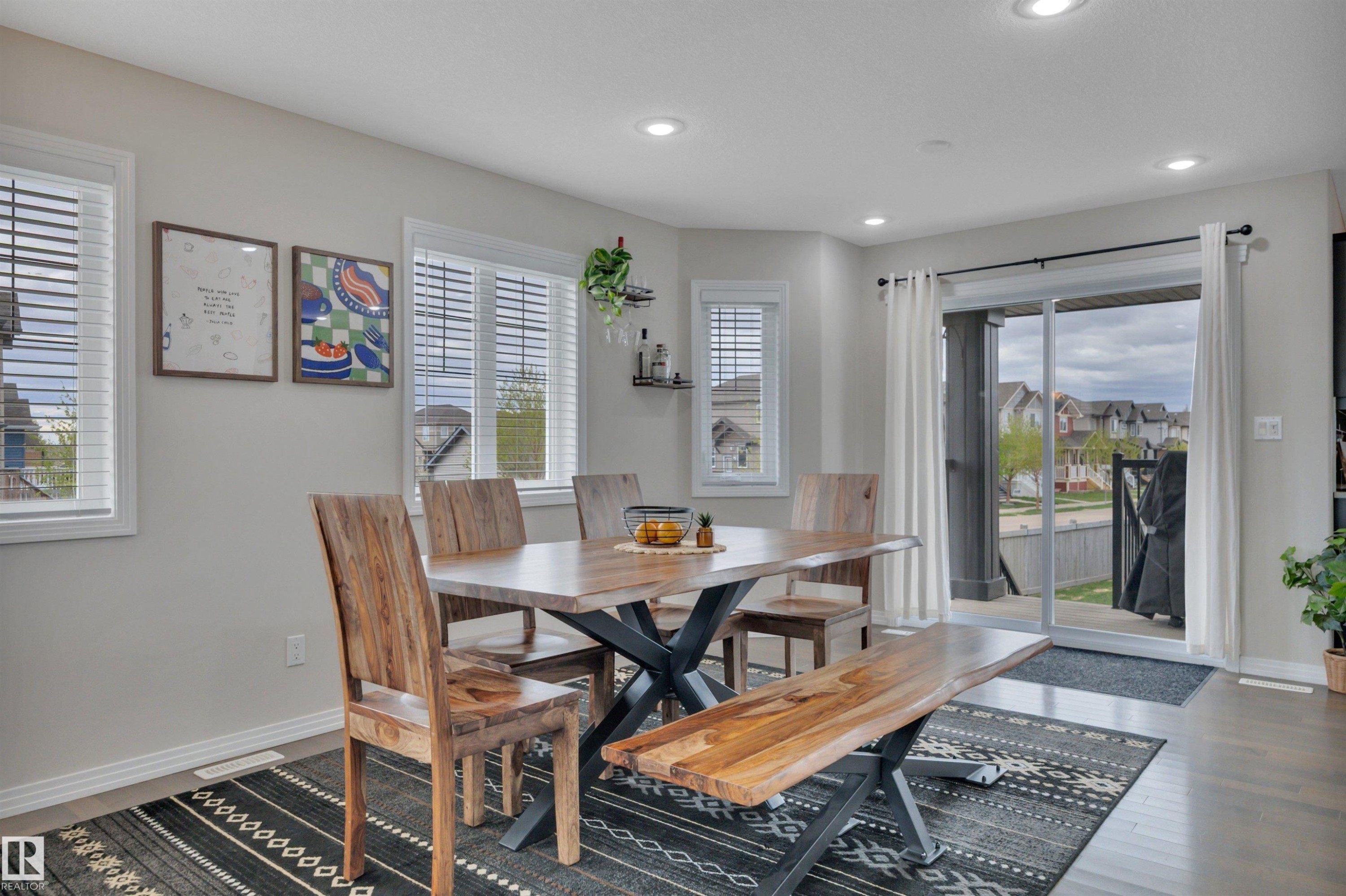36 Spruce Boulevard, Leduc, AB - Indoor Photo Showing Dining Room