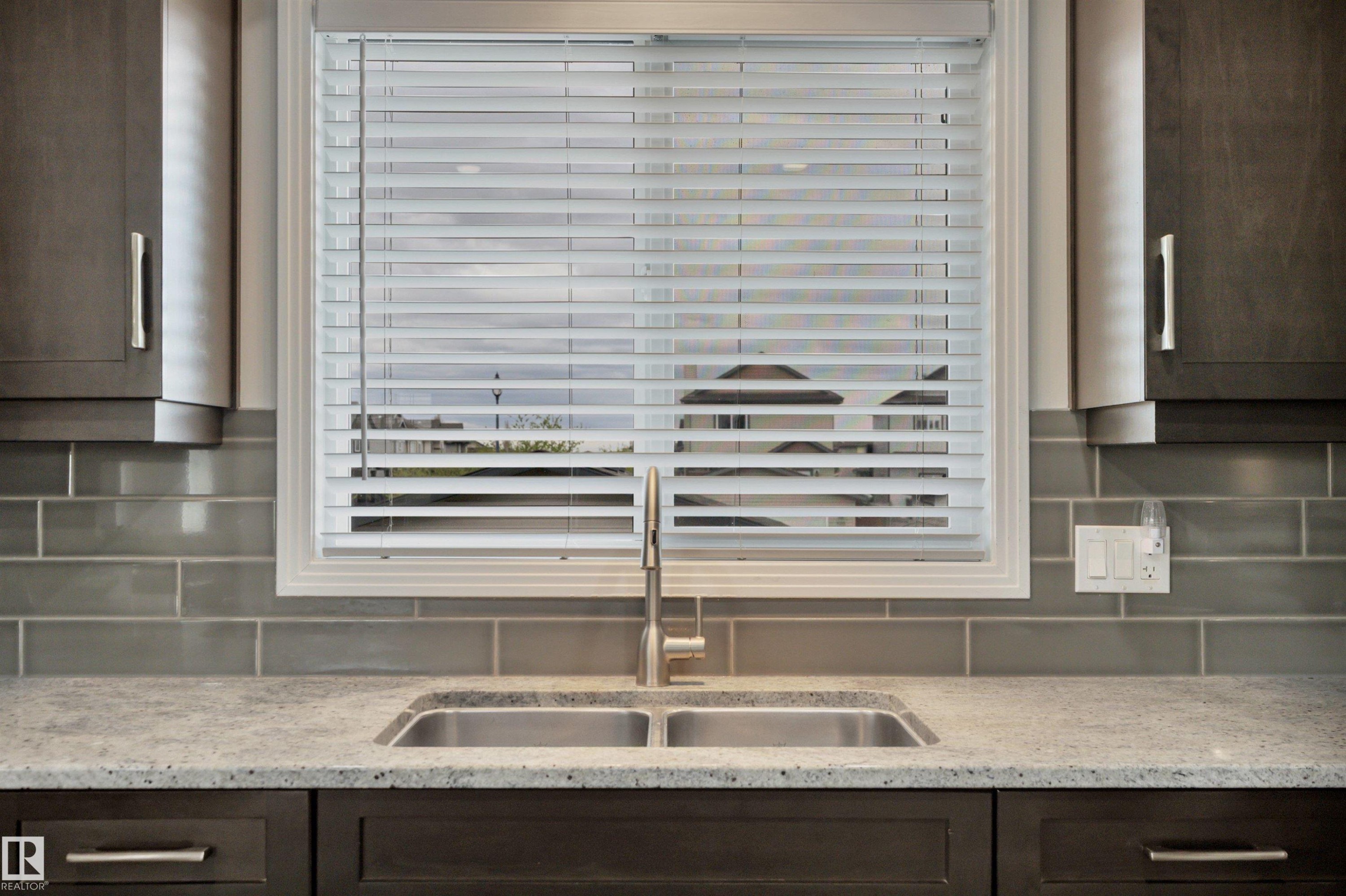 36 Spruce Boulevard, Leduc, AB - Indoor Photo Showing Kitchen With Double Sink