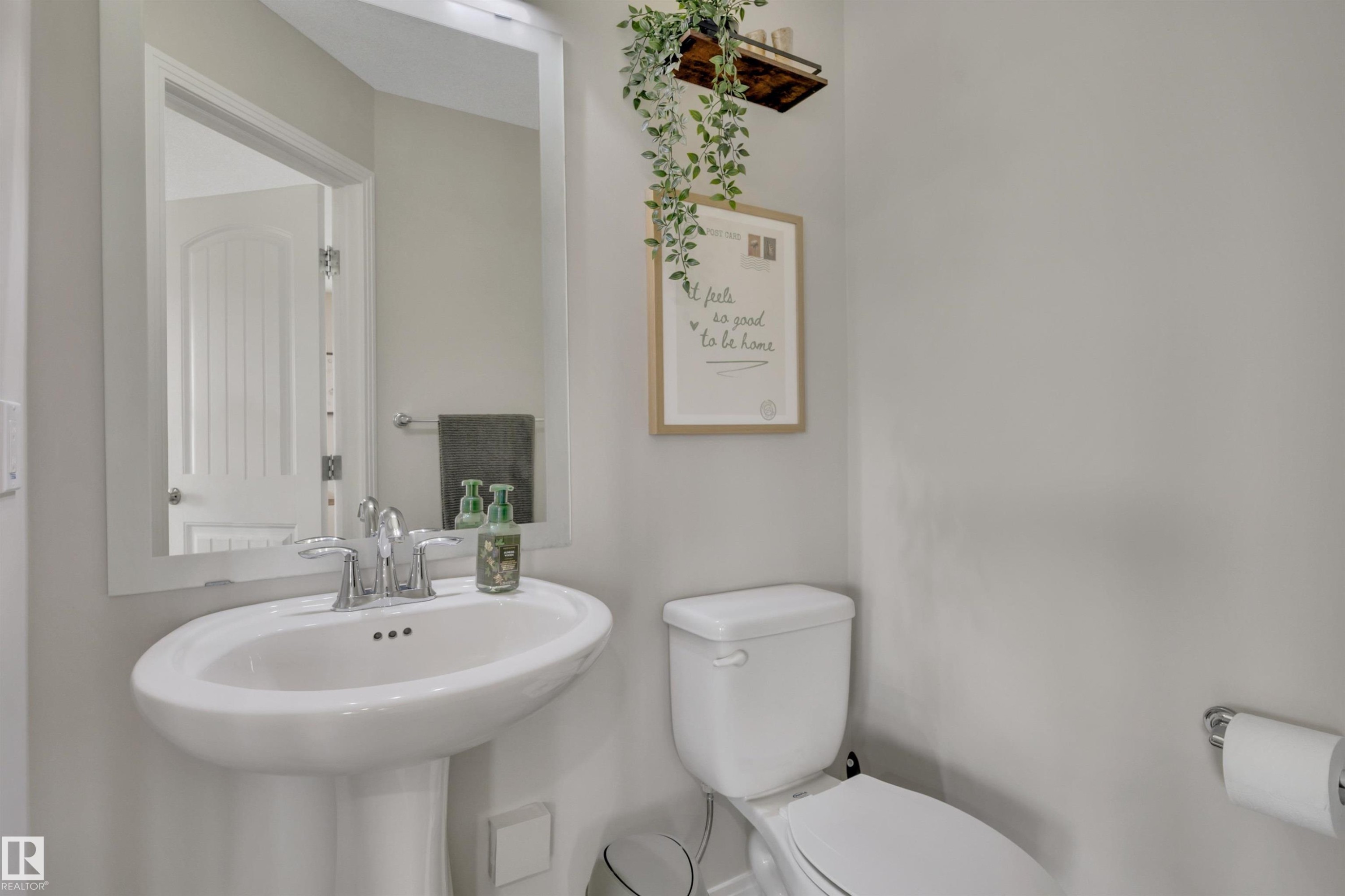 36 Spruce Boulevard, Leduc, AB - Indoor Photo Showing Bathroom
