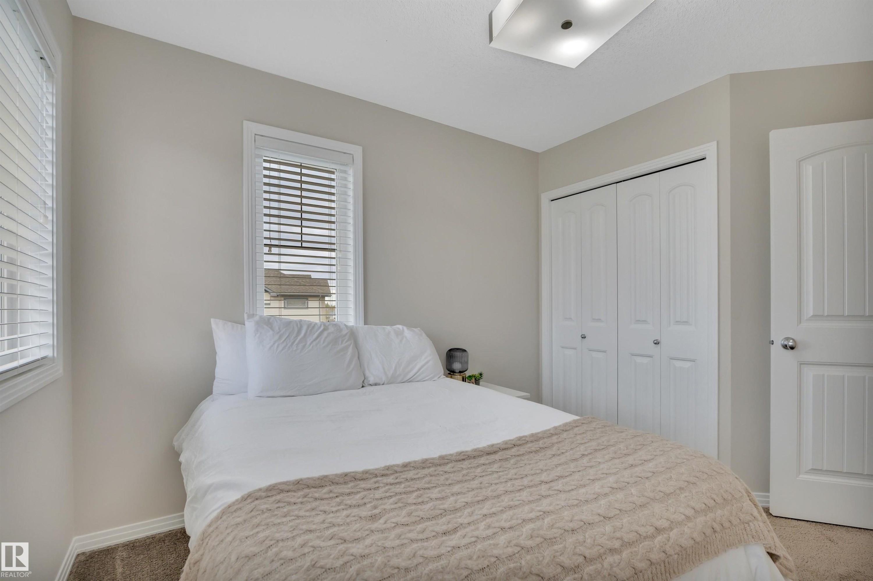 36 Spruce Boulevard, Leduc, AB - Indoor Photo Showing Bedroom