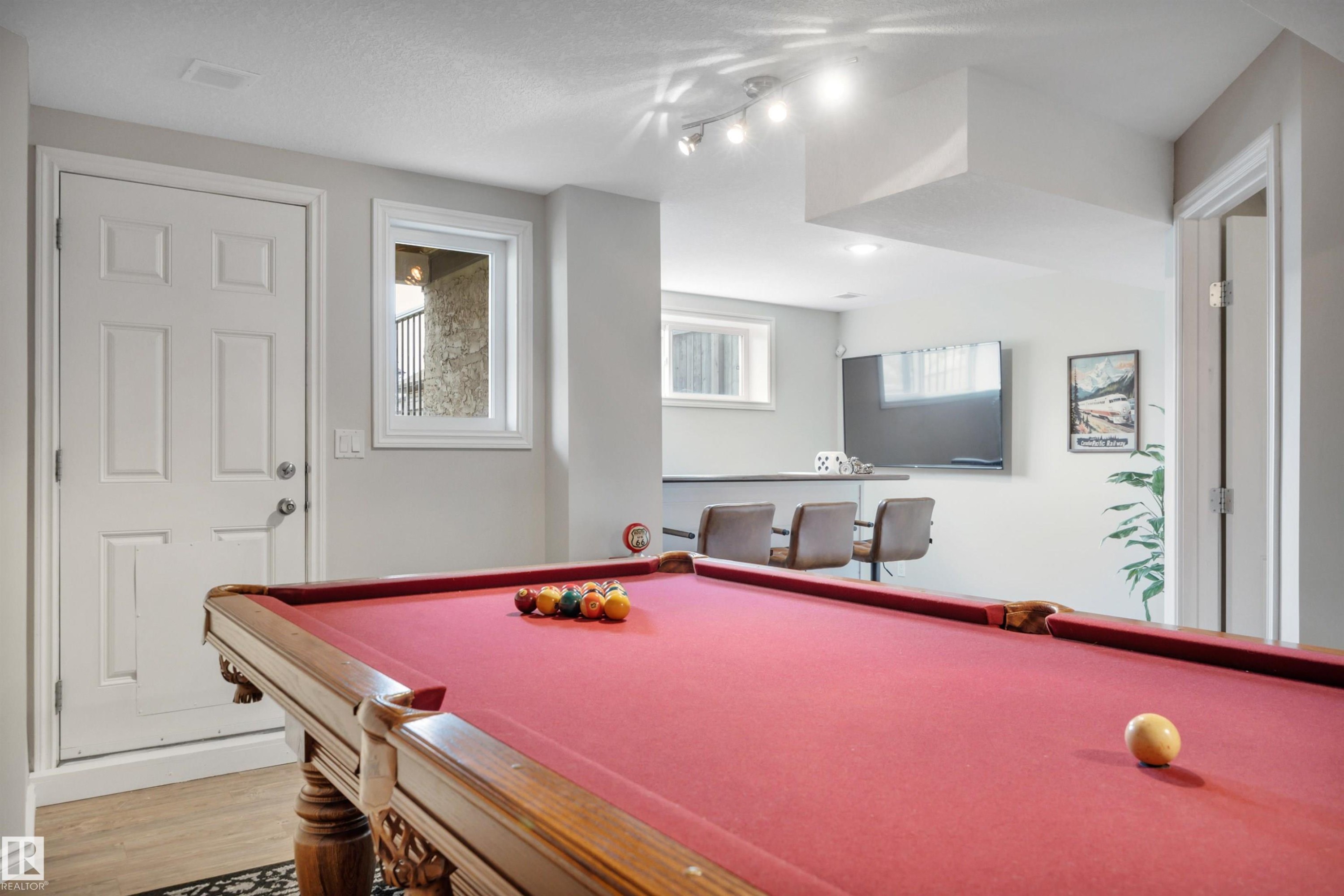 36 Spruce Boulevard, Leduc, AB - Indoor Photo Showing Other Room