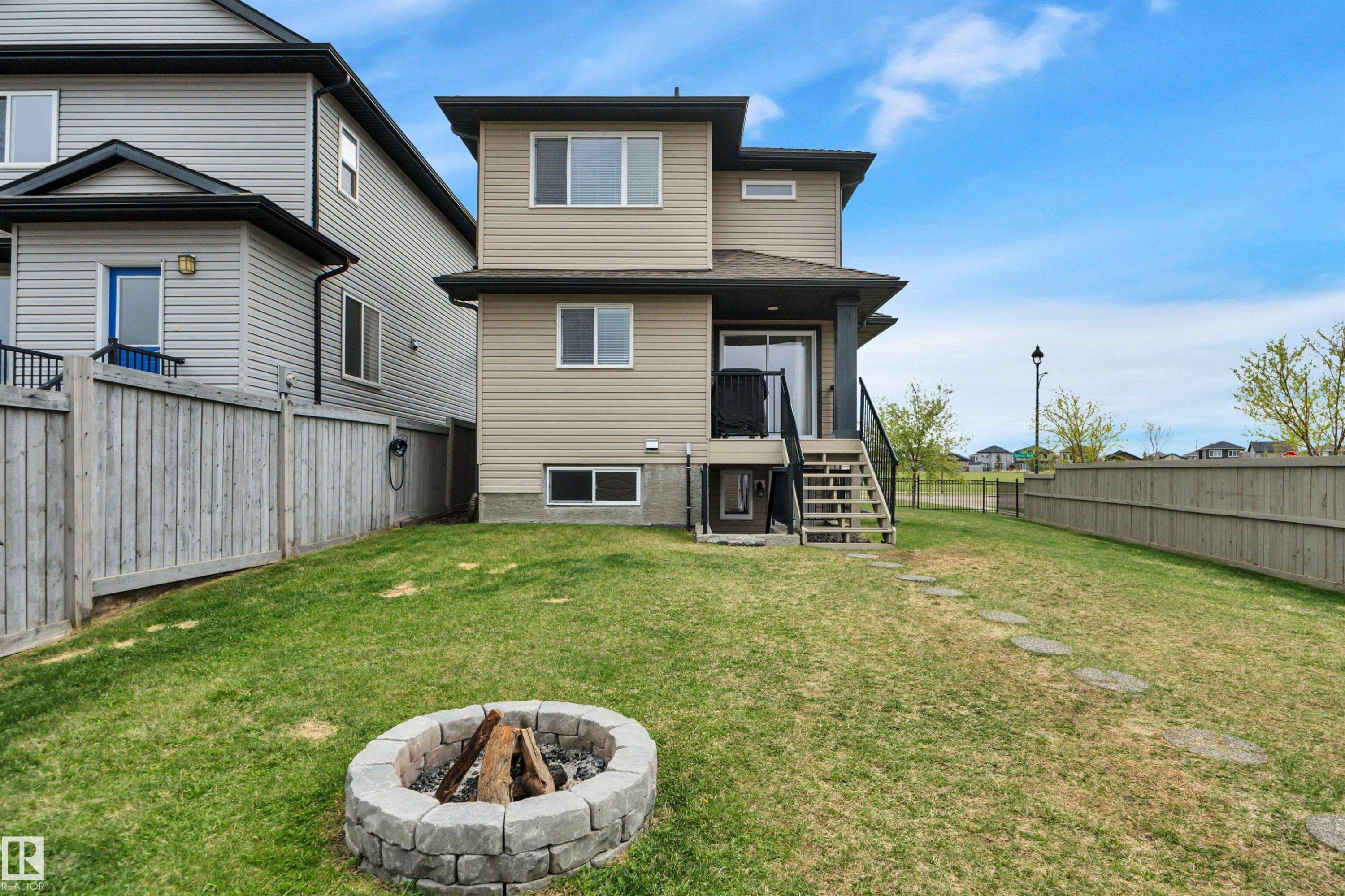 36 Spruce Boulevard, Leduc, AB - Outdoor