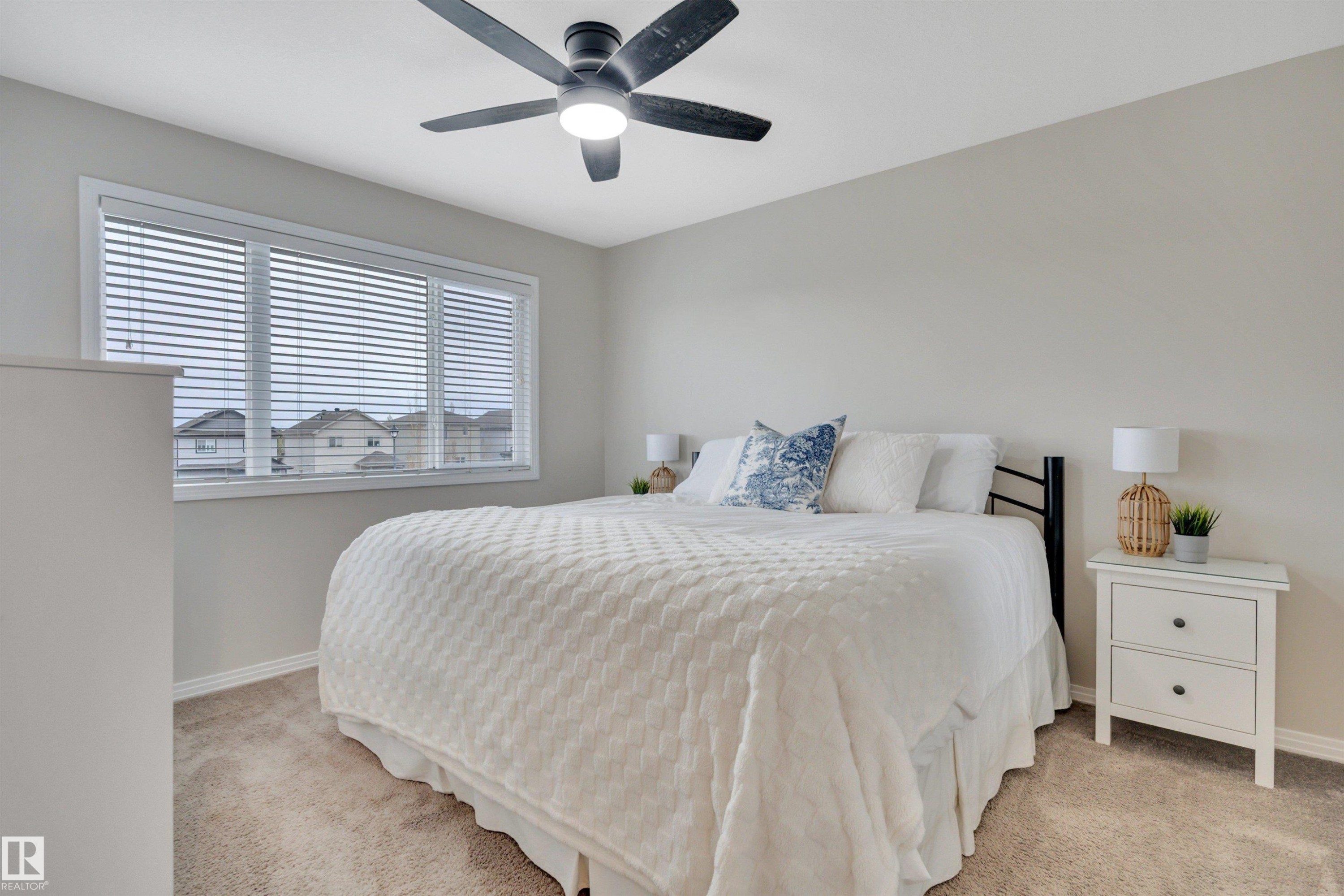 36 Spruce Boulevard, Leduc, AB - Indoor Photo Showing Bedroom