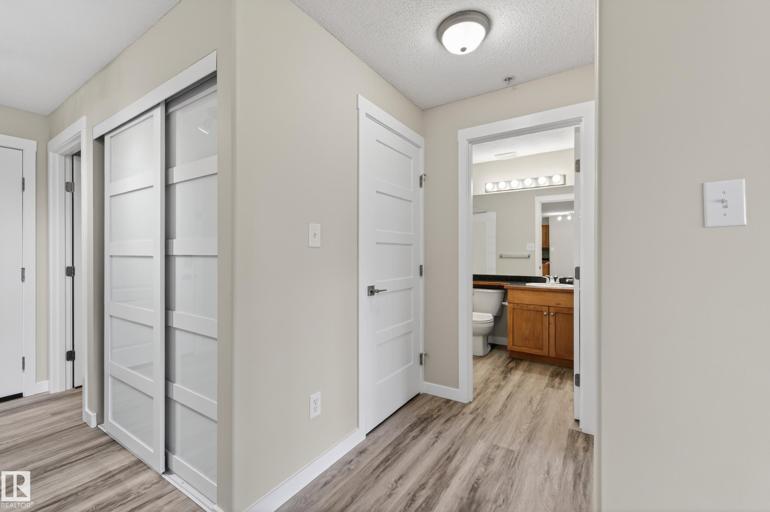 212 5340 199 Street, Edmonton, AB - Indoor Photo Showing Other Room