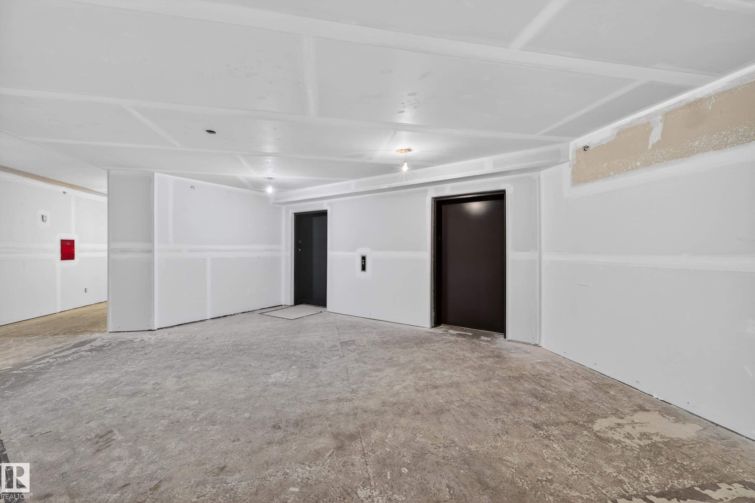 212 5340 199 Street, Edmonton, AB - Indoor Photo Showing Other Room
